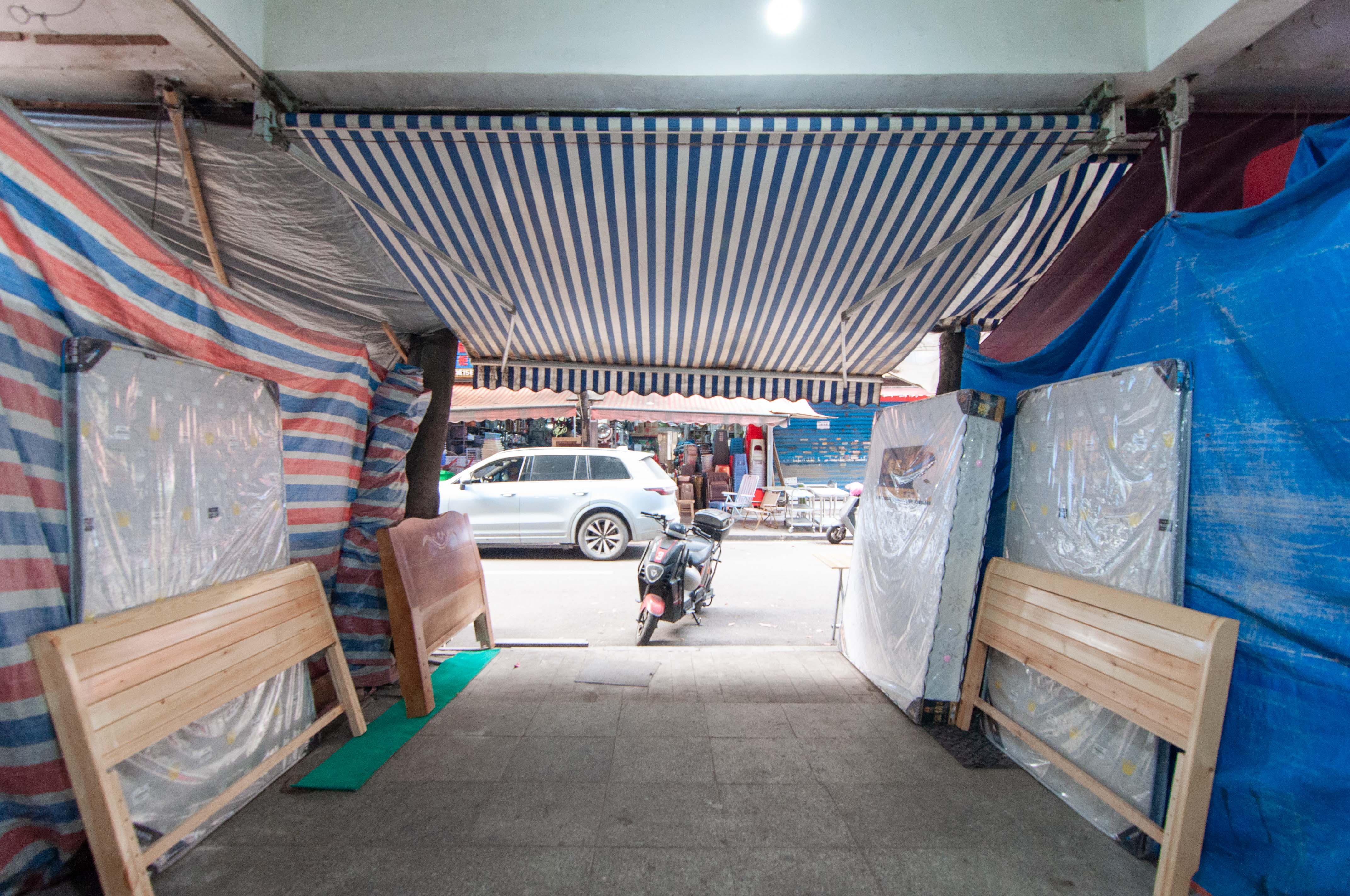 汽车西站商贸城(河西望城坡) 1室1厅1卫 155.0万 汽车西站商贸城(河西望城坡) 1室1厅1卫 155.0万其他