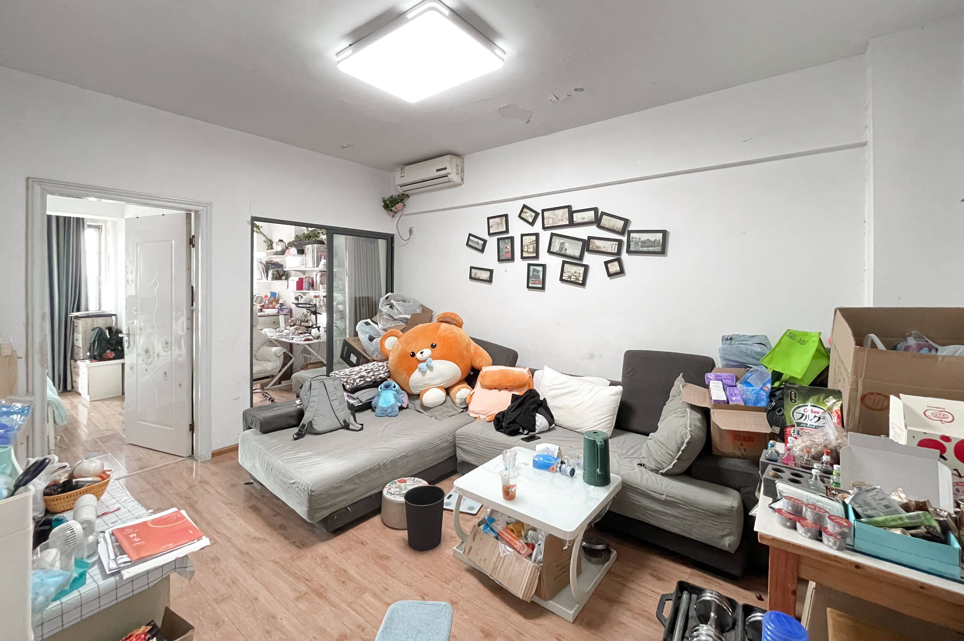 红公馆(前程丽景大厦)  2室1厅1卫    40.0万 红公馆(前程丽景大厦)  2室1厅1卫    40.0万