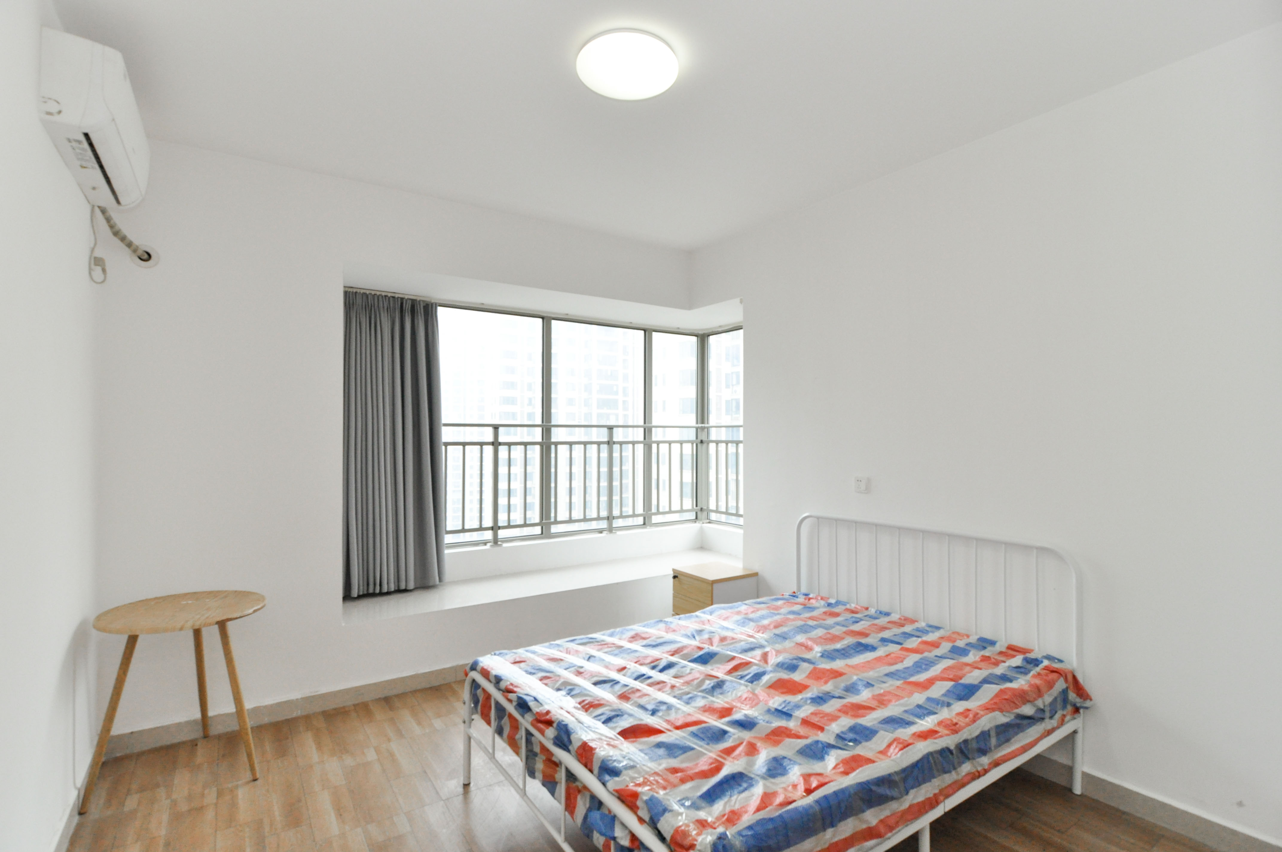 梅溪湖金茂湾 4室2厅2卫 196.0万 梅溪湖金茂湾 4室2厅2卫 196.0万其他