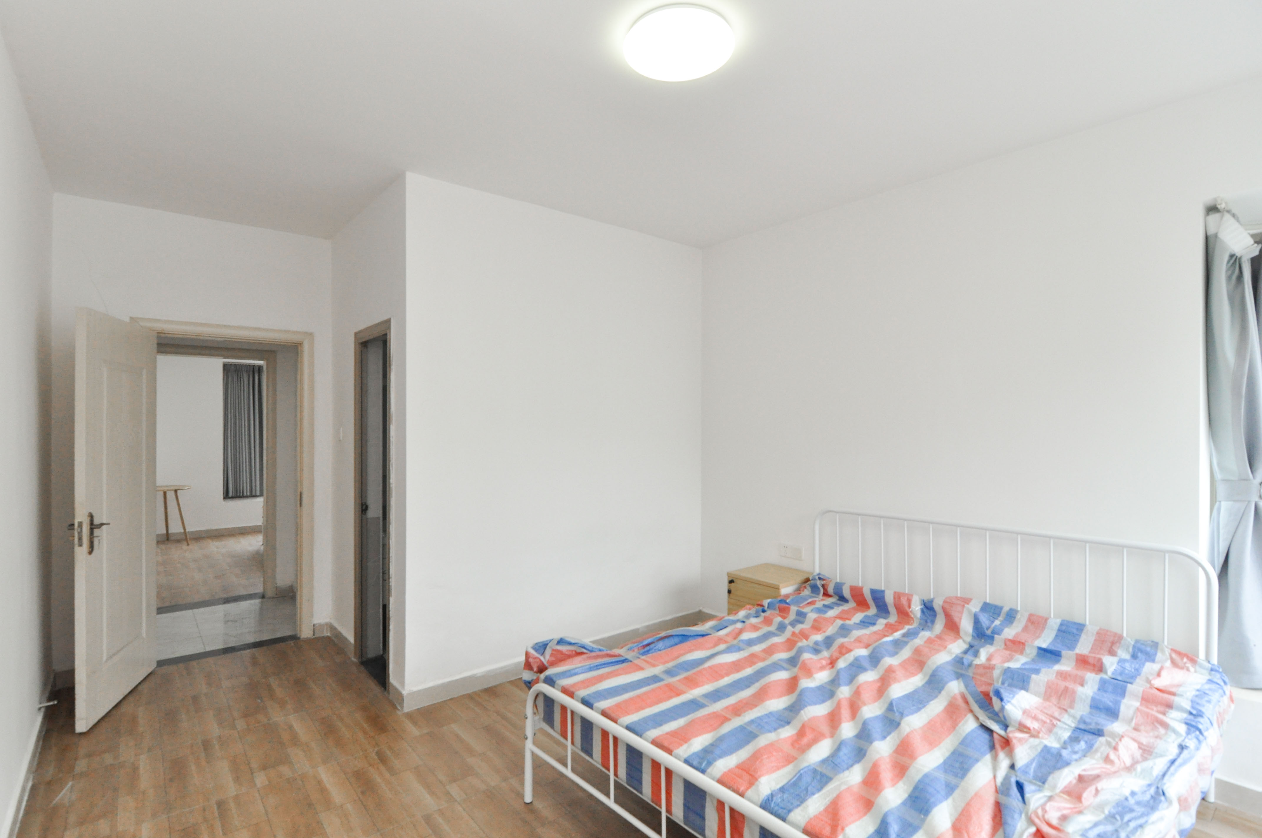 梅溪湖金茂湾 4室2厅2卫 196.0万 梅溪湖金茂湾 4室2厅2卫 196.0万其他