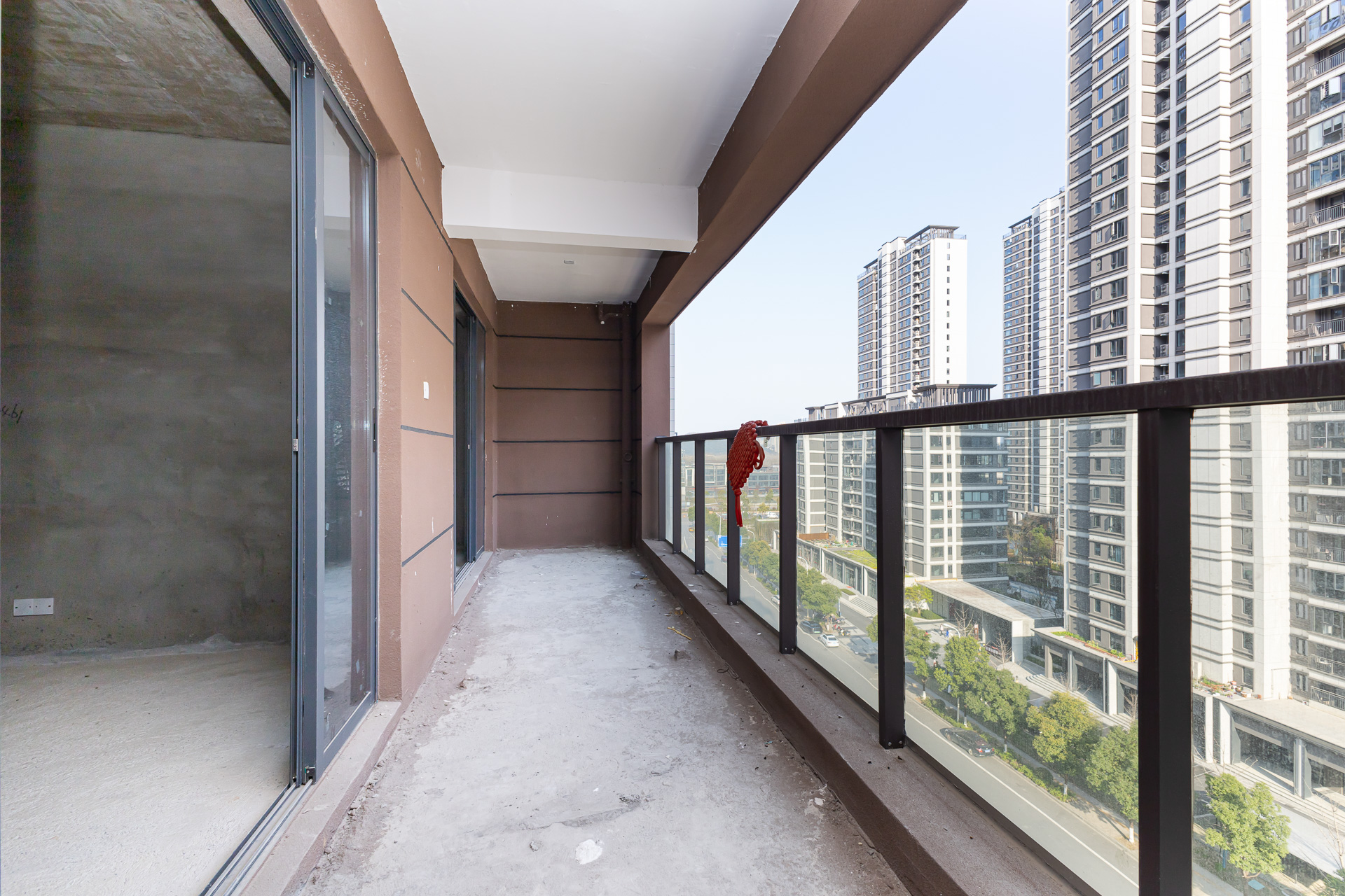 滨江学府  4室2厅2卫    179.0万 滨江学府  4室2厅2卫    179.0万阳台