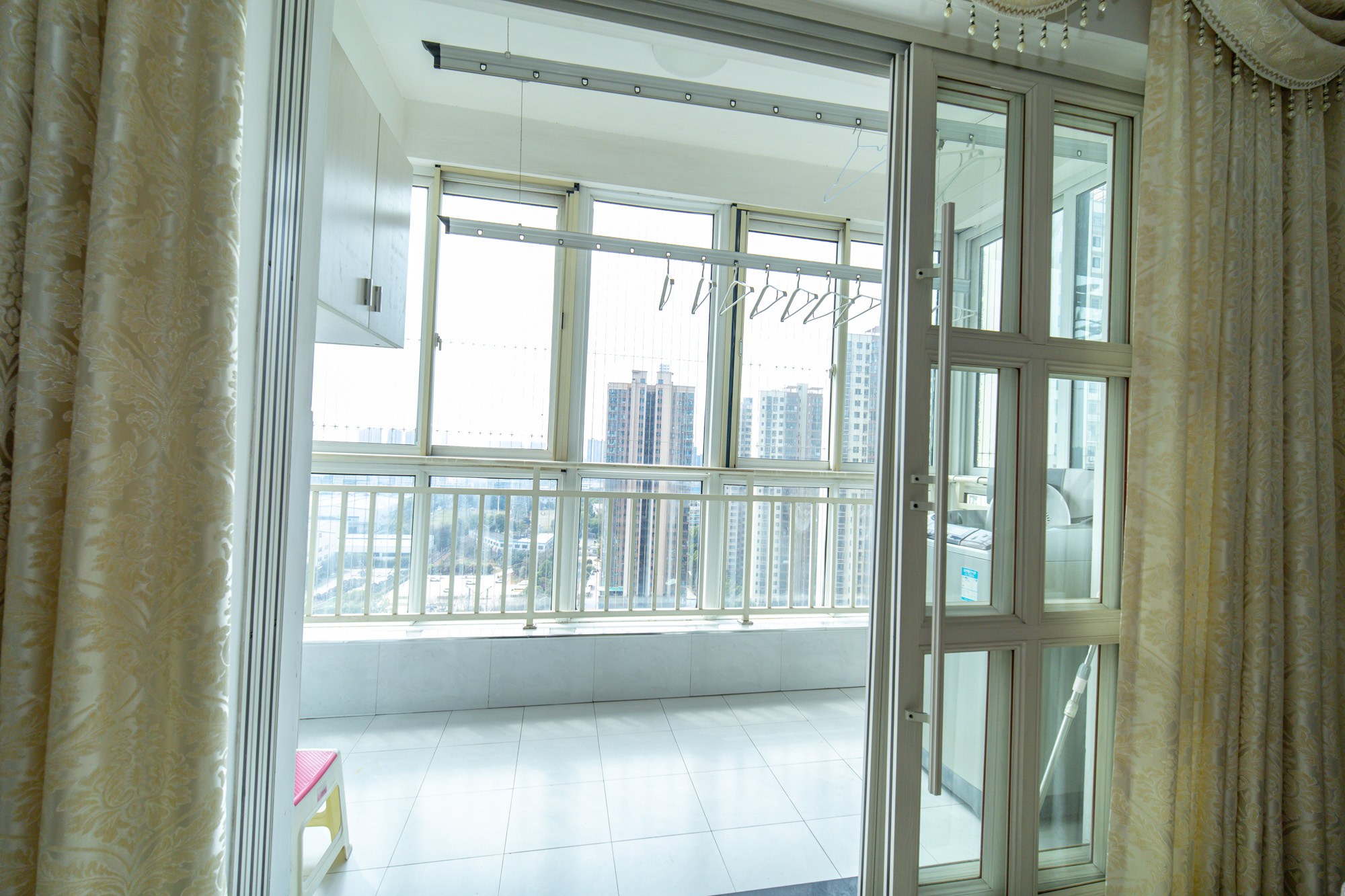 时代星城 3室2厅2卫 54.5万 时代星城 3室2厅2卫 54.5万阳台