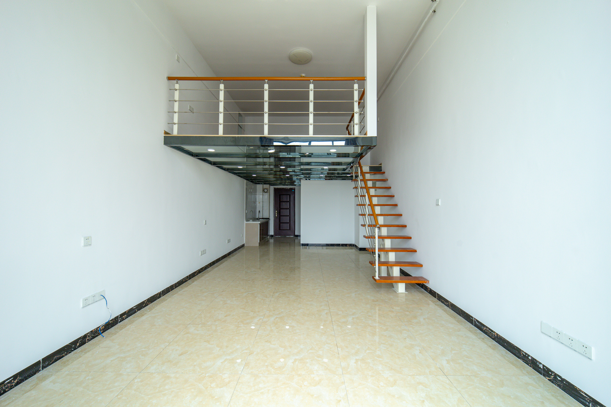 金科时代中心  1室1厅1卫    33.0万 金科时代中心  1室1厅1卫    33.0万客厅