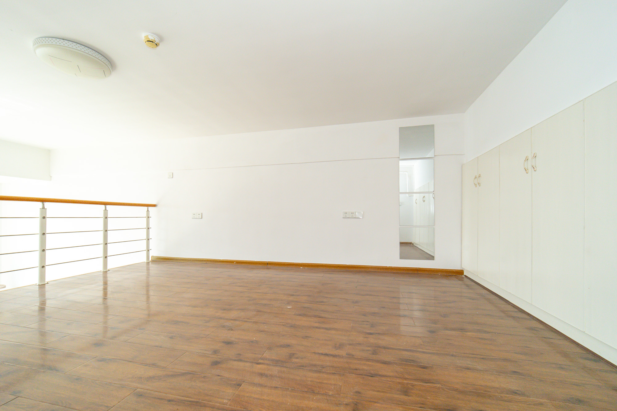 金科时代中心  1室1厅1卫    33.0万 金科时代中心  1室1厅1卫    33.0万卧室