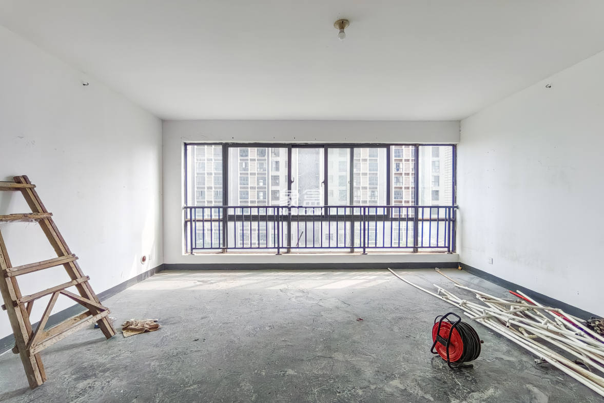 星电恬园 4室2厅2卫 102.8万 星电恬园 4室2厅2卫 102.8万客厅