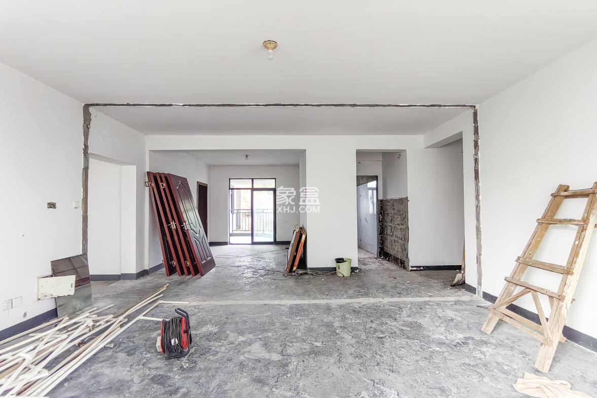 星电恬园 4室2厅2卫 102.8万 星电恬园 4室2厅2卫 102.8万客厅