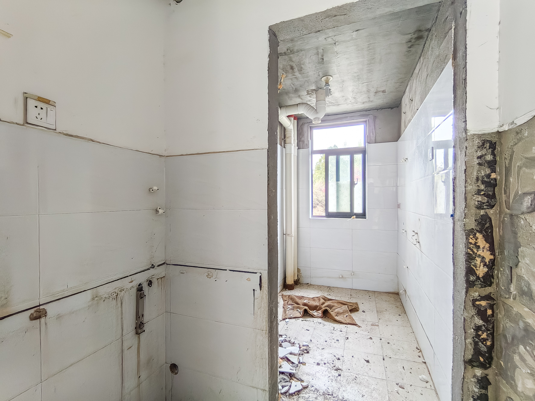 星电恬园 4室2厅2卫 102.8万 星电恬园 4室2厅2卫 102.8万卫生间