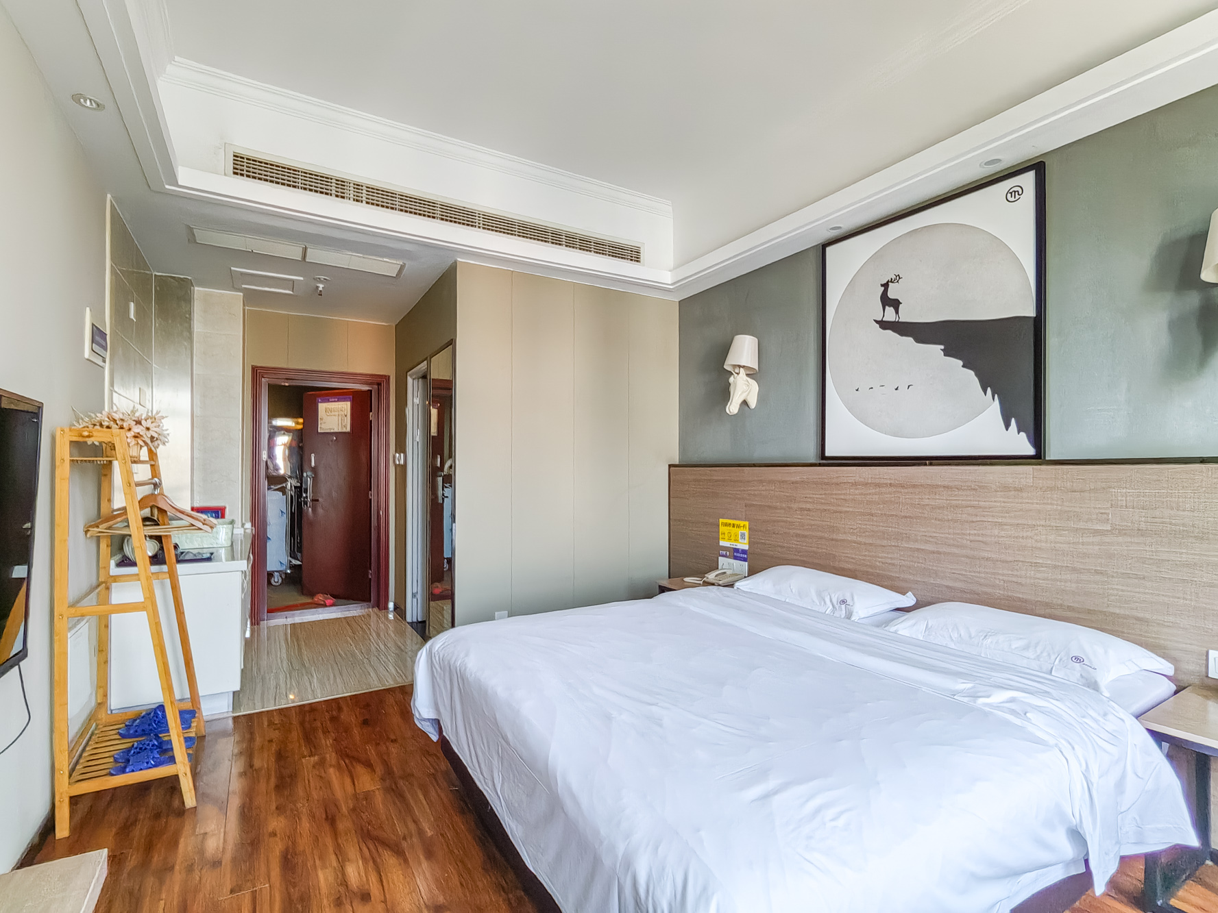 兆坤星悦荟 1室1厅1卫 17.0万 兆坤星悦荟 1室1厅1卫 17.0万卧室