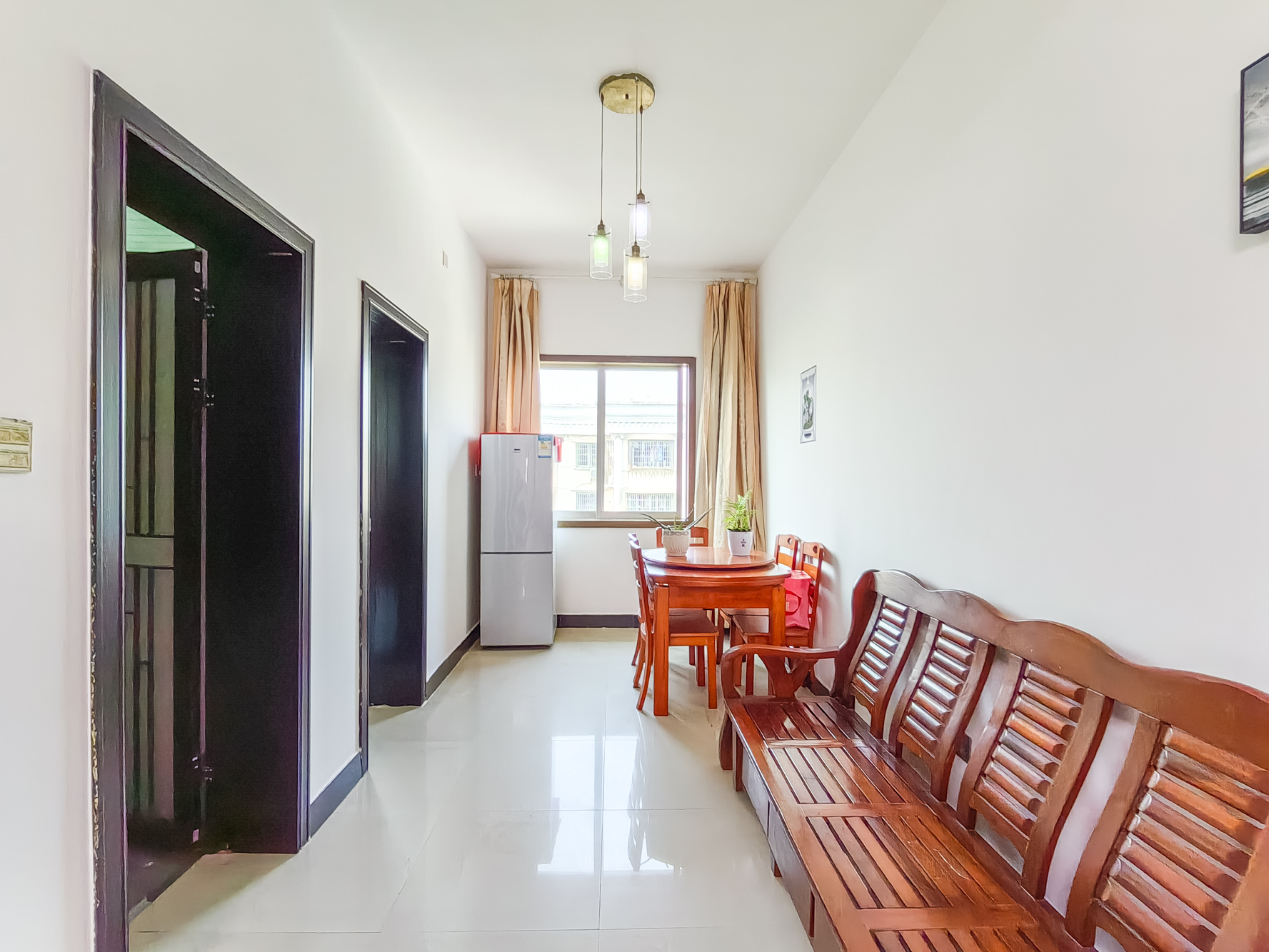 中南汽车世界  2室2厅1卫    31.78万 中南汽车世界  2室2厅1卫    31.78万其他