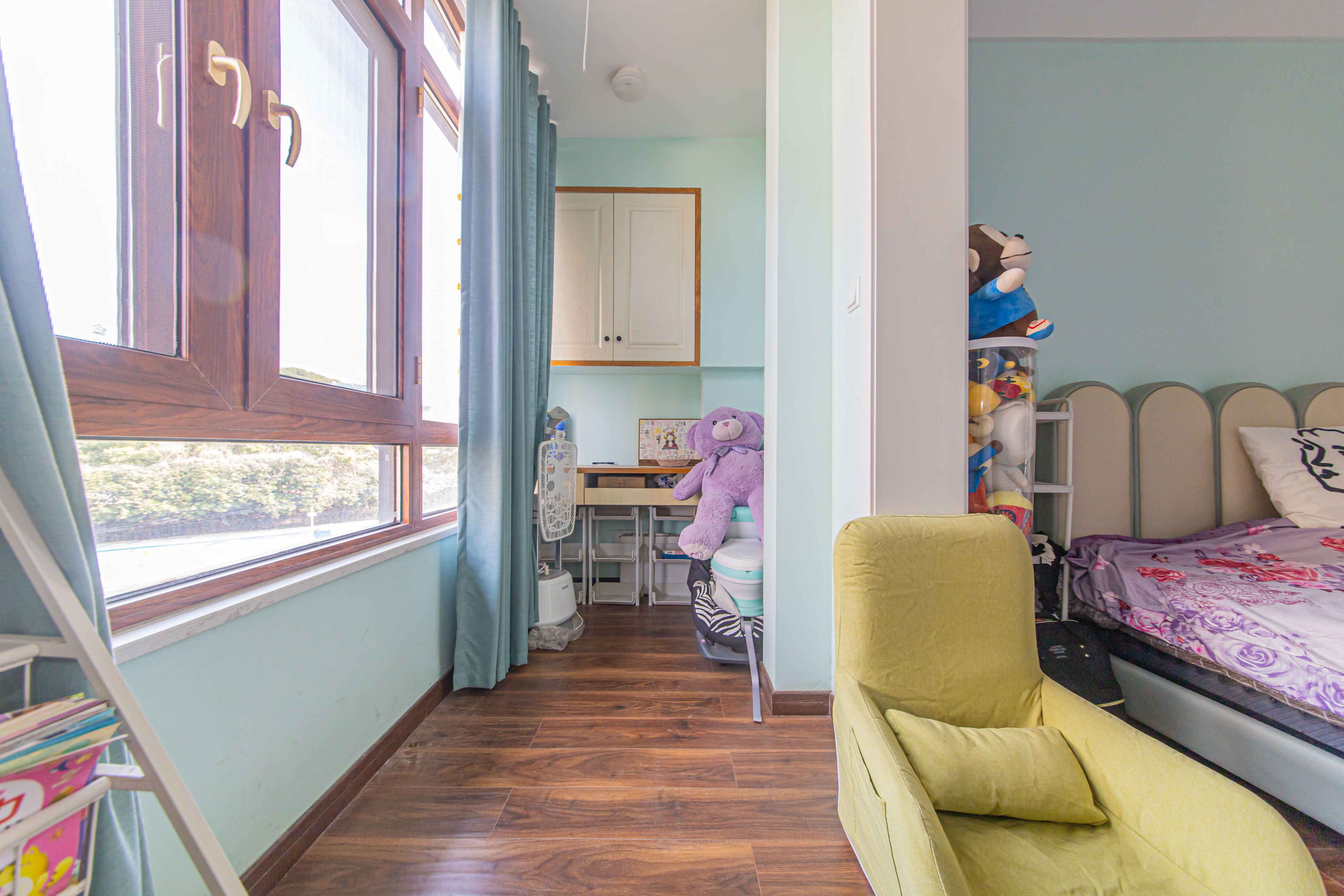 大唐印象一期云海湾 4室2厅2卫 170.0万 大唐印象一期云海湾 4室2厅2卫 170.0万阳台