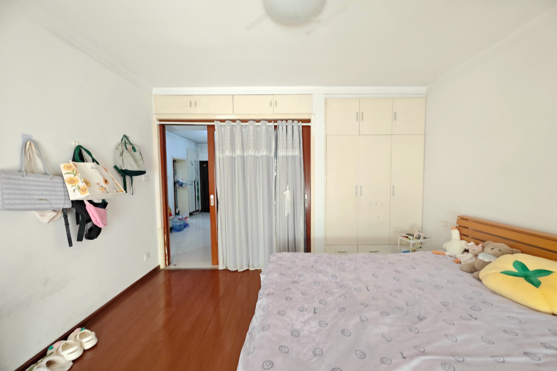 丽星景园  2室1厅1卫    53.8万 丽星景园  2室1厅1卫    53.8万卧室