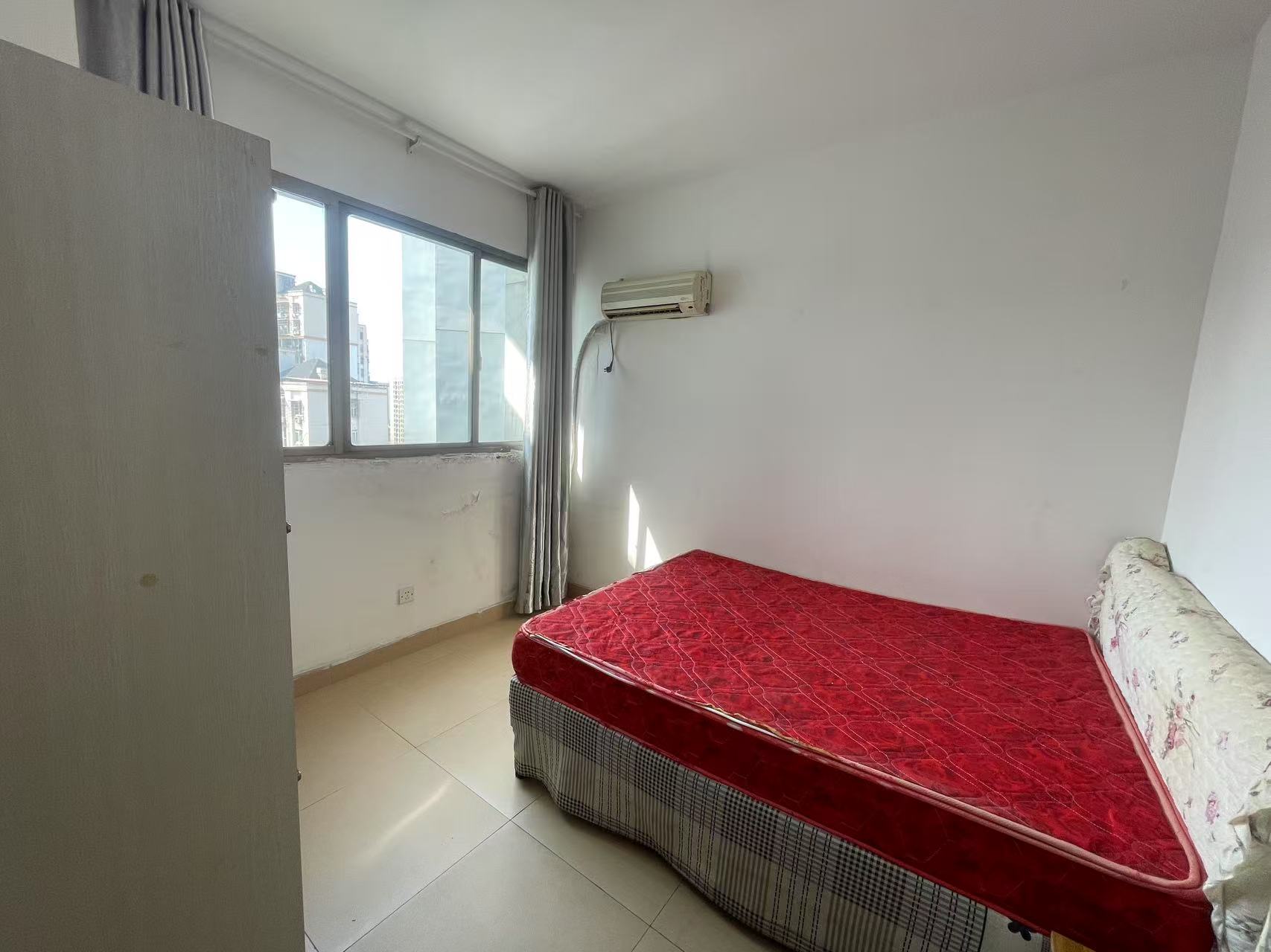 紫金名门  3室2厅1卫    45.0万 紫金名门  3室2厅1卫    45.0万室内图