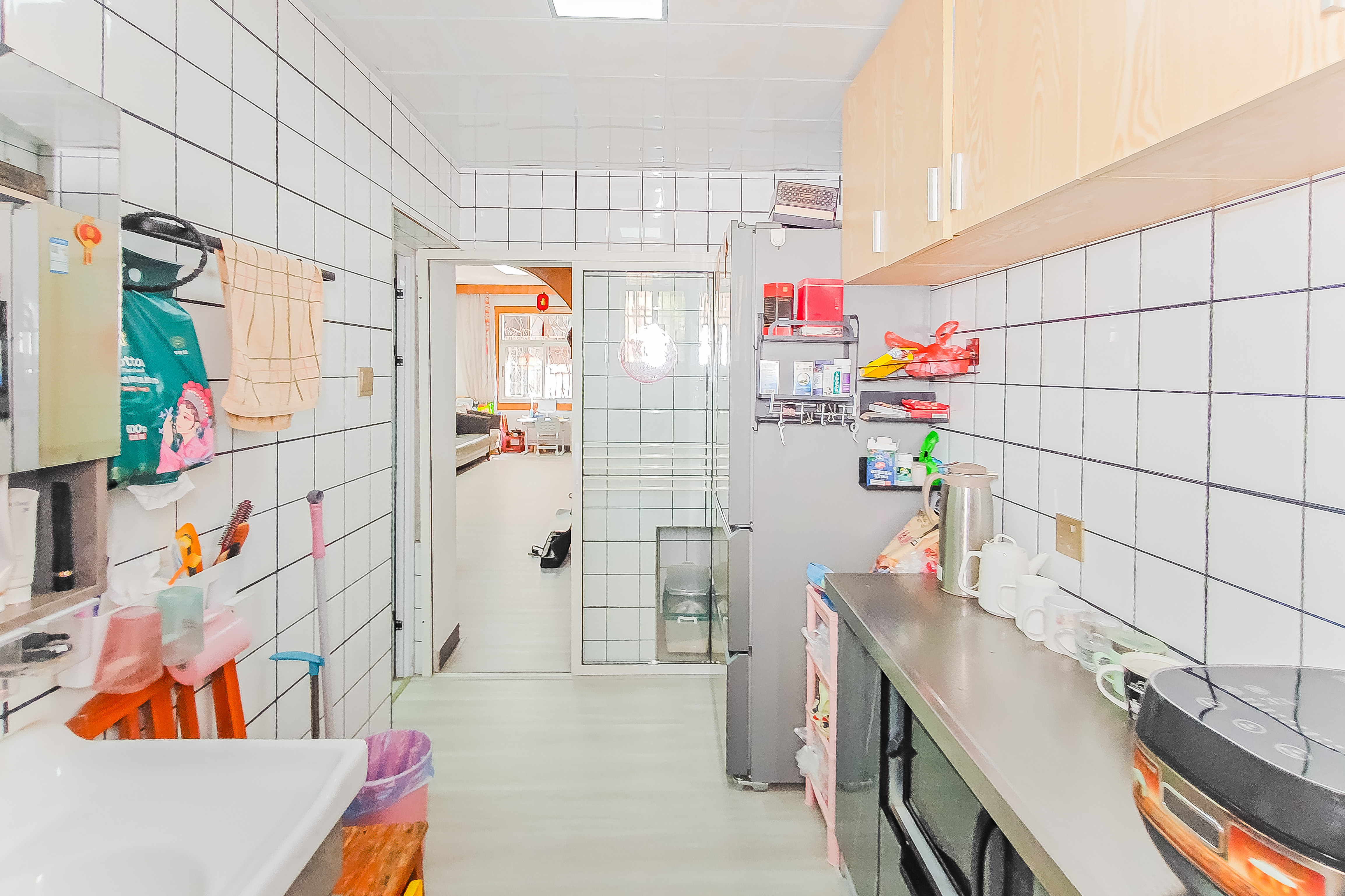 东塘电力院  3室2厅1卫    105.0万 东塘电力院  3室2厅1卫    105.0万厨房