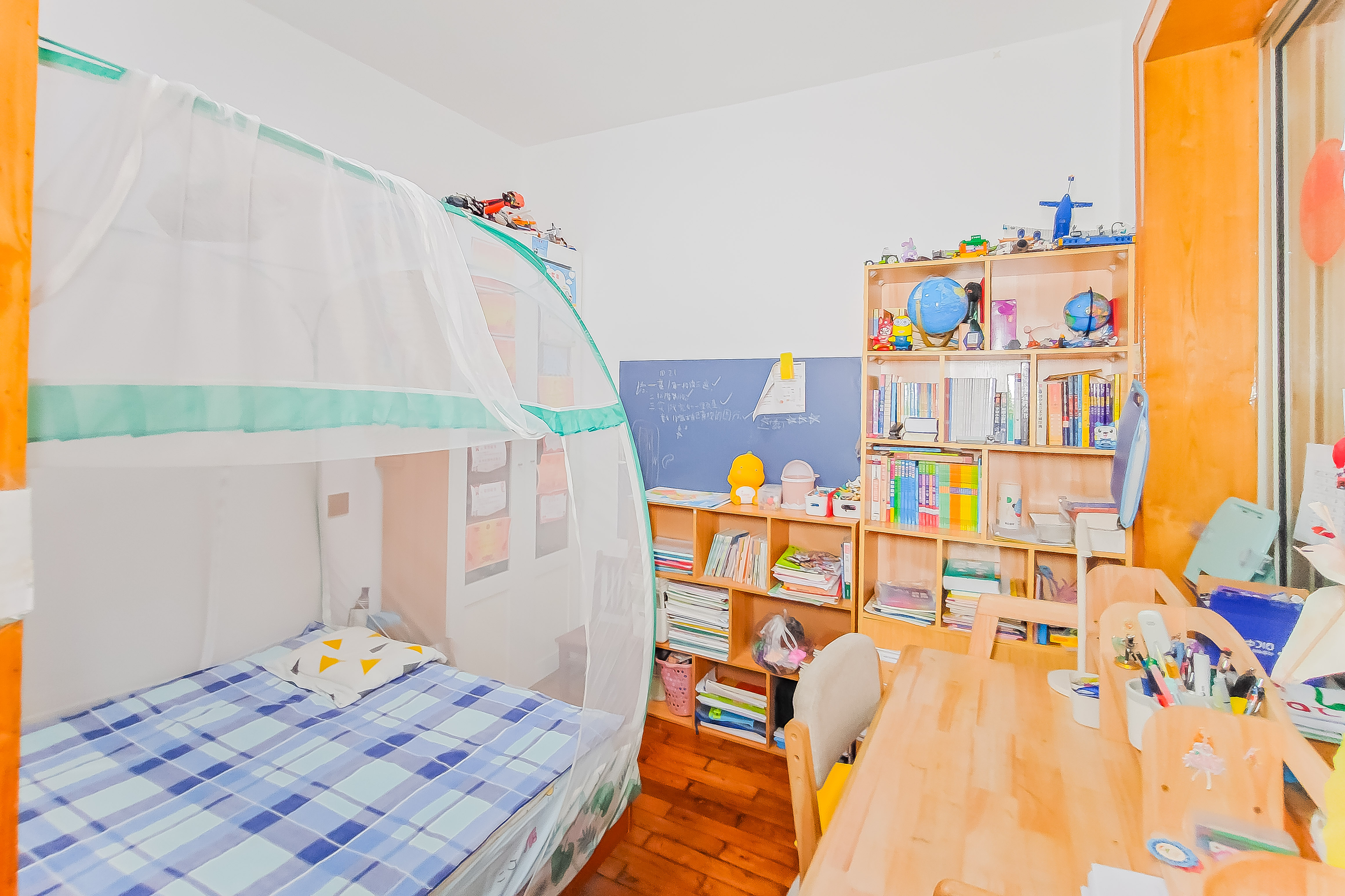 东塘电力院  3室2厅1卫    105.0万 东塘电力院  3室2厅1卫    105.0万卧室