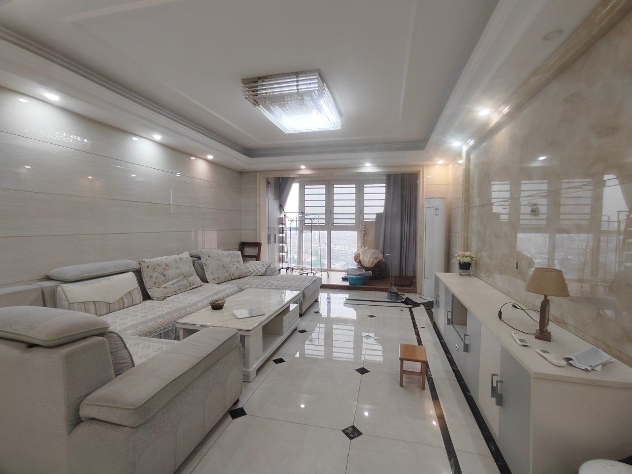 熹悦花都  3室2厅2卫    67.6万 熹悦花都  3室2厅2卫    67.6万室内图