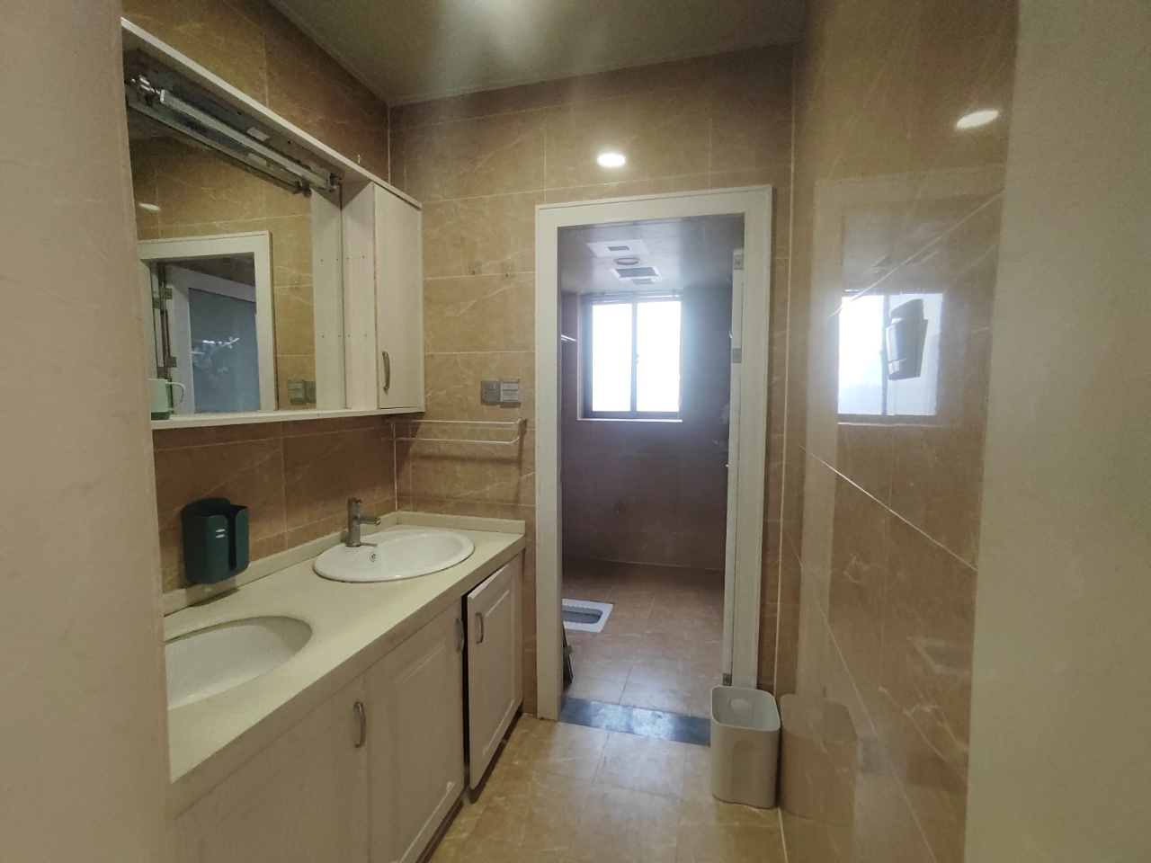 熹悦花都  3室2厅2卫    67.6万 熹悦花都  3室2厅2卫    67.6万室内图