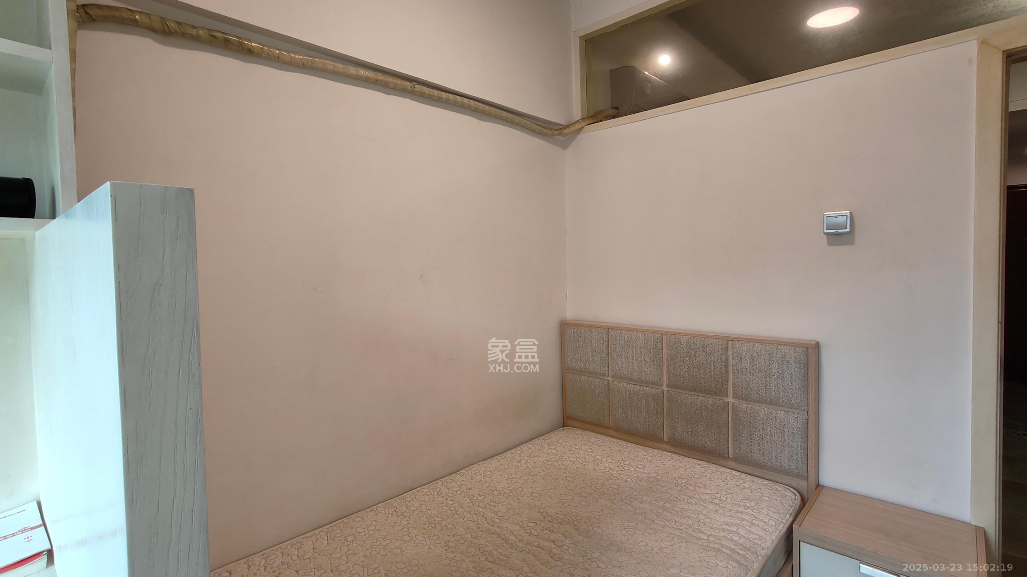万博汇  2室1厅1卫   2000.00元/月室内图