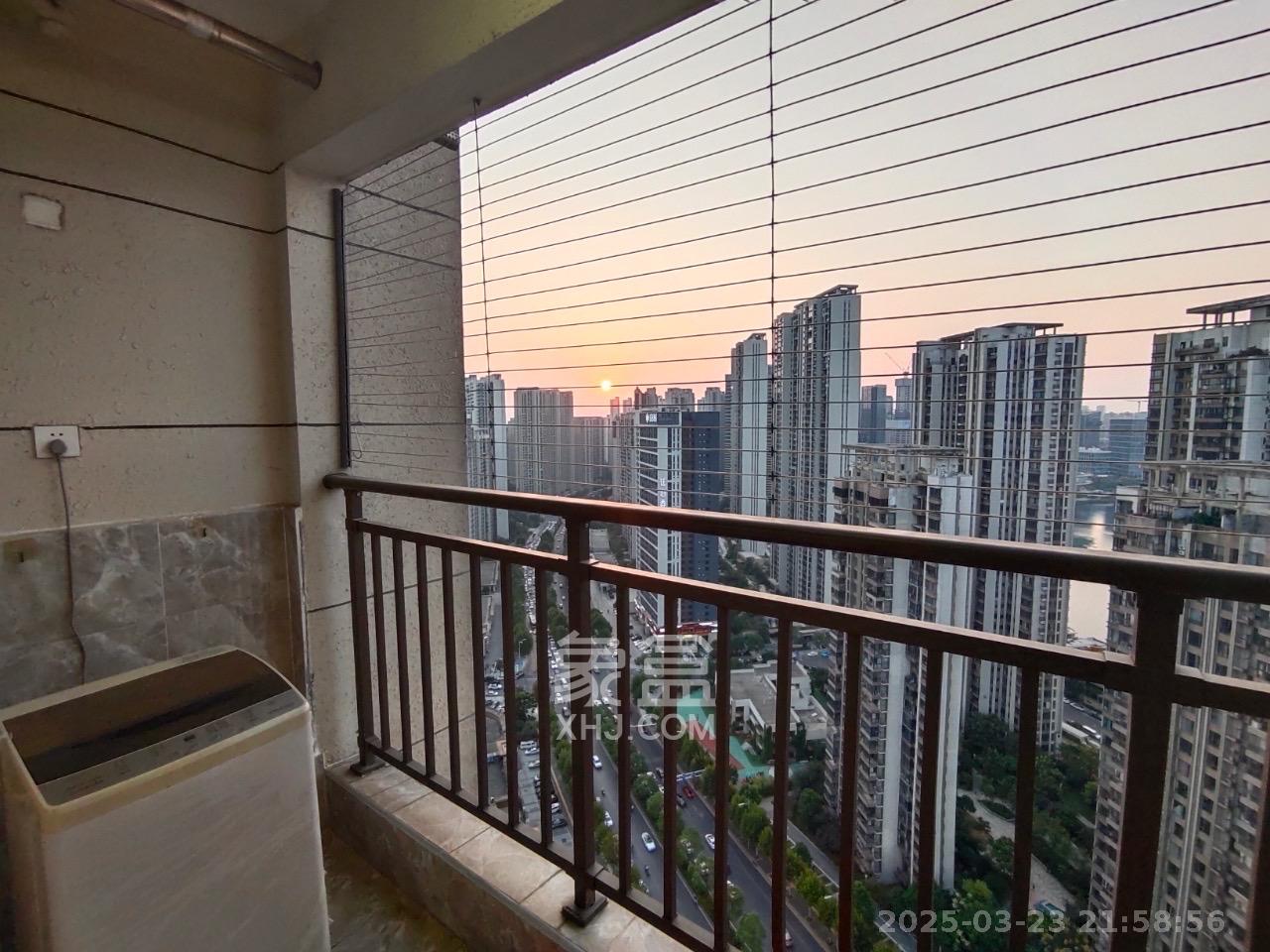 佳兆业云顶梅溪湖（佳兆业梅溪荟）  3室2厅1卫   3200.00元/月室内图