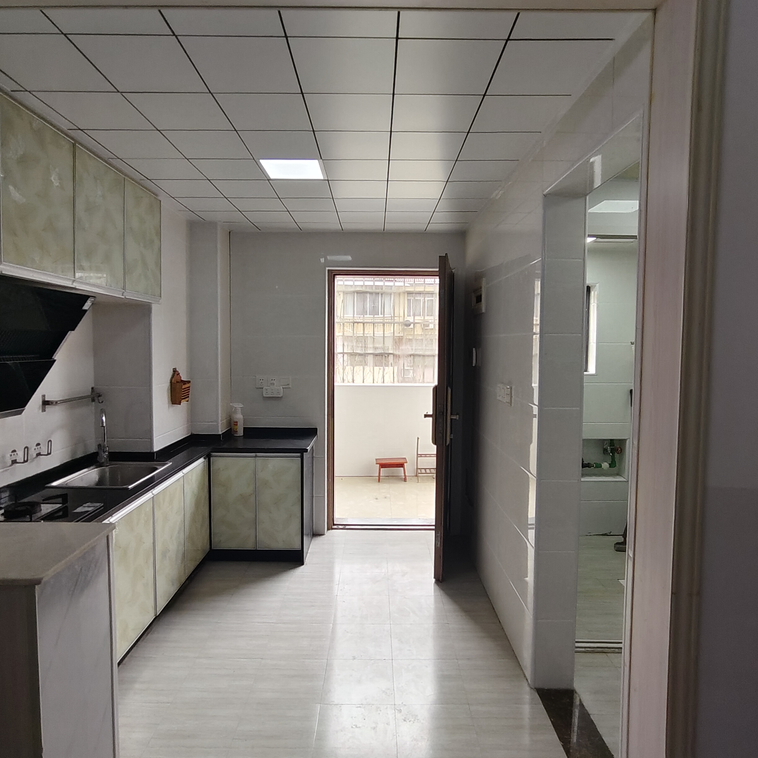 桃花缘 2室1厅1卫 1380.0元/月 桃花缘 2室1厅1卫 1380.0元/月室内图