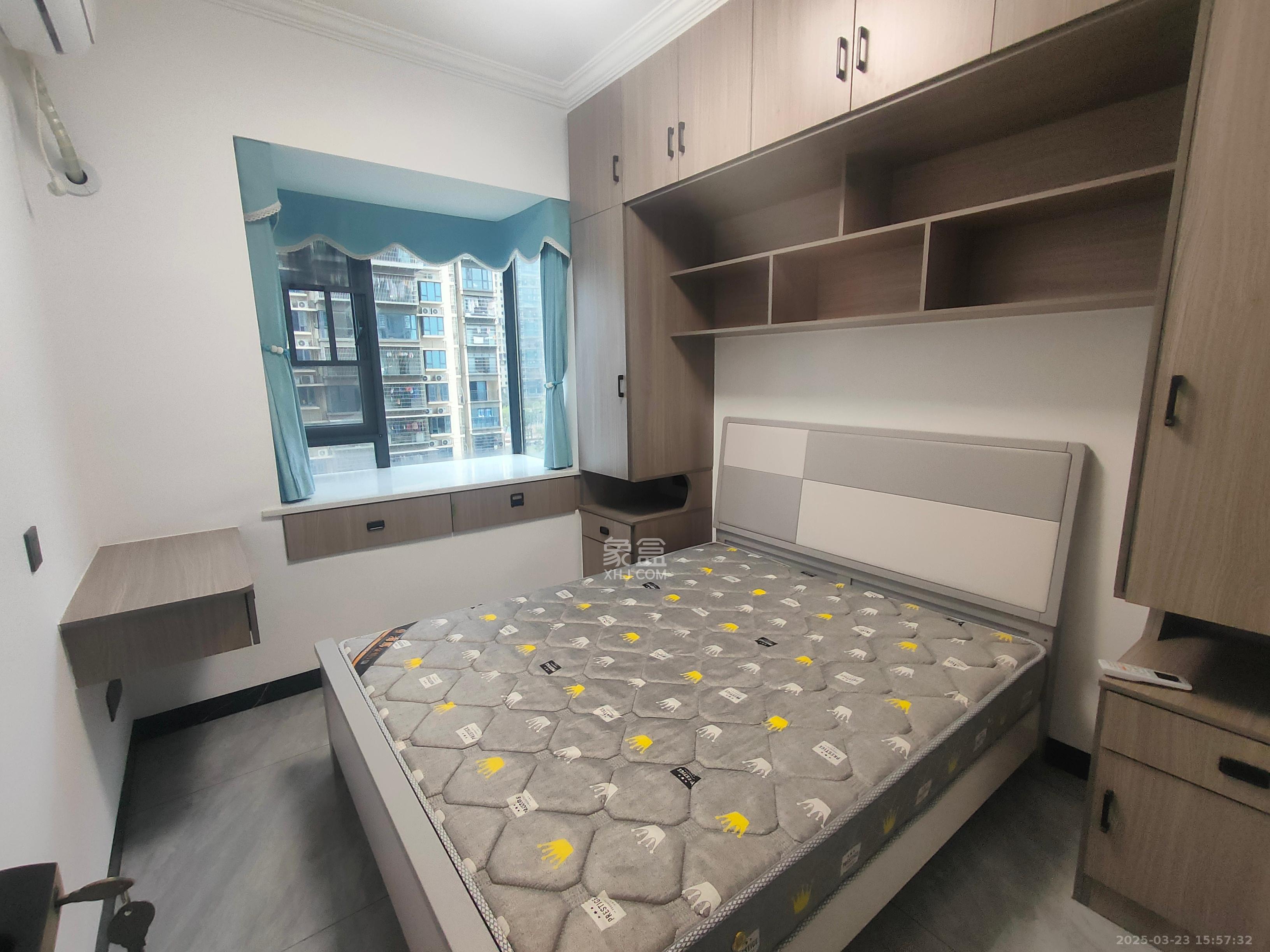 真人桥家园一期 3室2厅2卫 2450.0元/月 真人桥家园一期 3室2厅2卫 2450.0元/月室内图