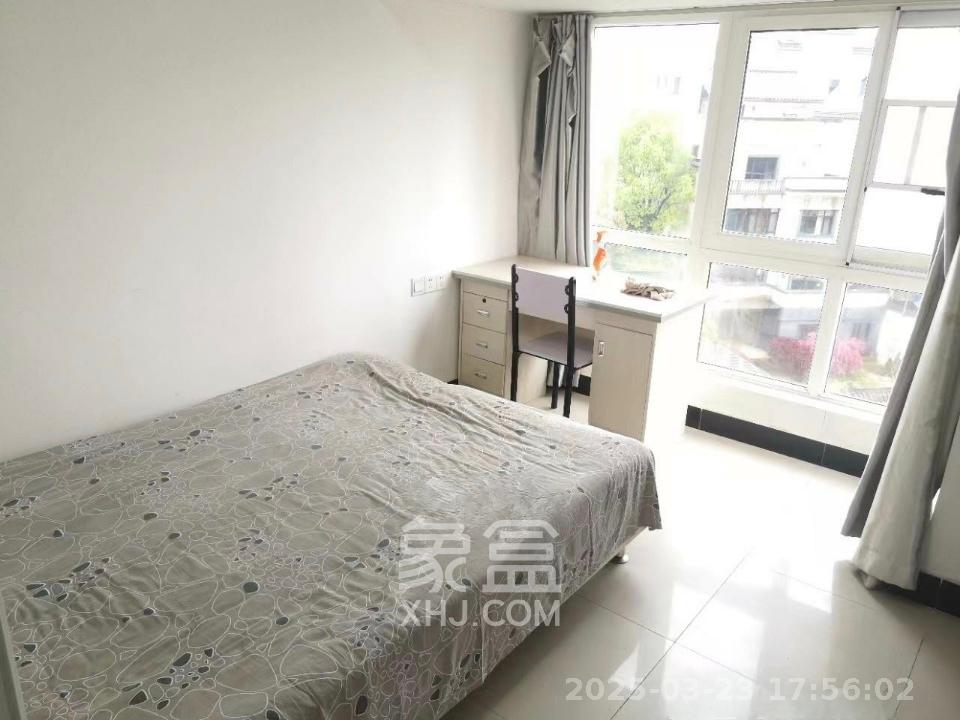 汀湘十里  3室2厅1卫    1800.0元/月 汀湘十里  3室2厅1卫    1800.0元/月室内图1