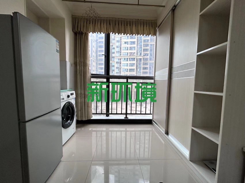 天门中央广场 1室1厅1卫 1200.0元/月 天门中央广场 1室1厅1卫 1200.0元/月室内图