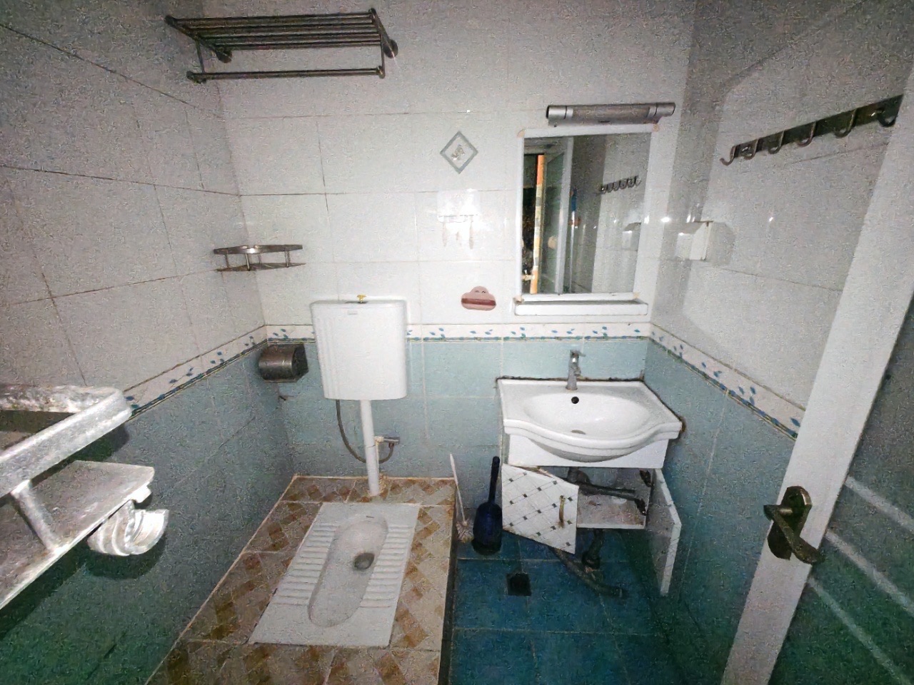 西湖商业广场 1室1厅1卫 48.8万 西湖商业广场 1室1厅1卫 48.8万客厅