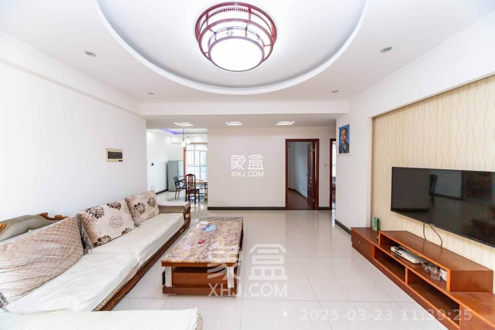 城市山水豪园(山水城市风景) 3室2厅2卫 2600.0元/月 城市山水豪园(山水城市风景) 3室2厅2卫 2600.0元/月室内图