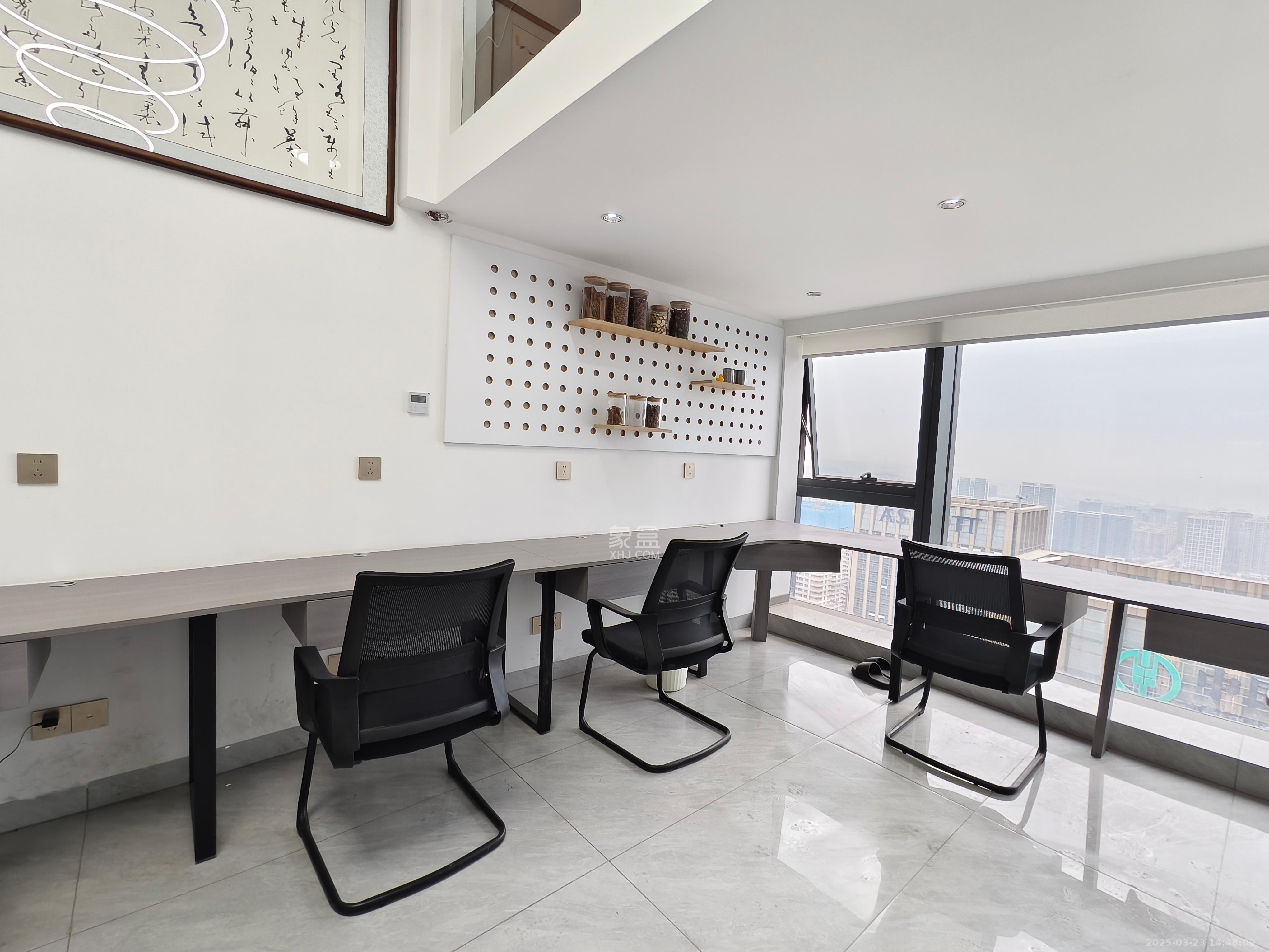 卓越中寰   39.76㎡      6500.0元/月室内图