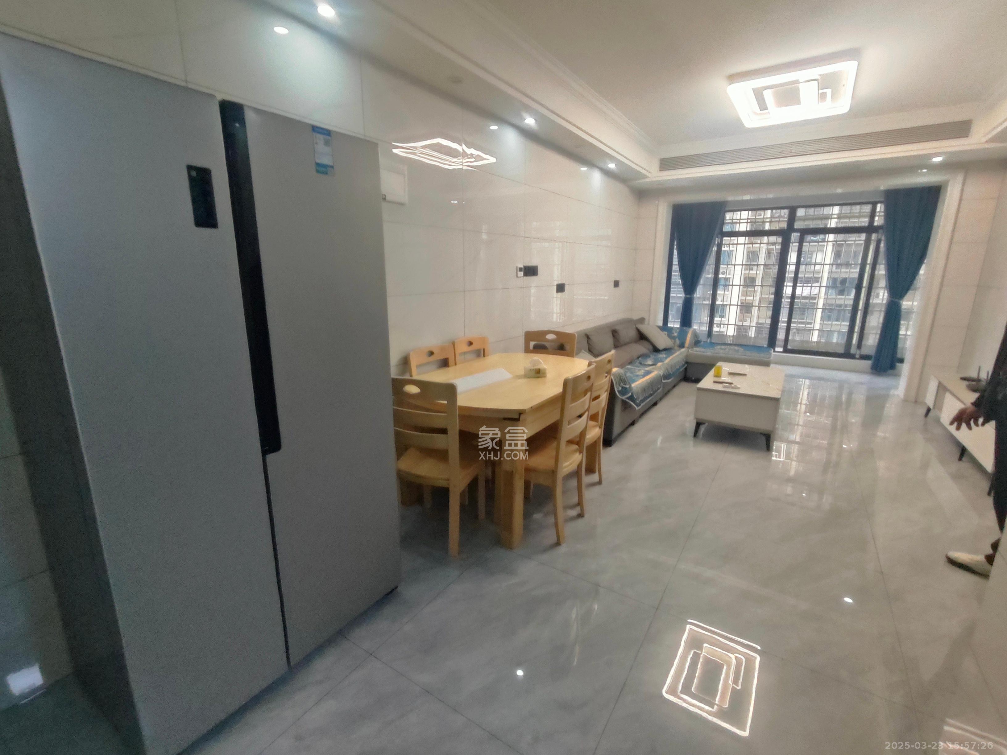 真人桥家园一期 3室2厅2卫 2450.0元/月 真人桥家园一期 3室2厅2卫 2450.0元/月室内图