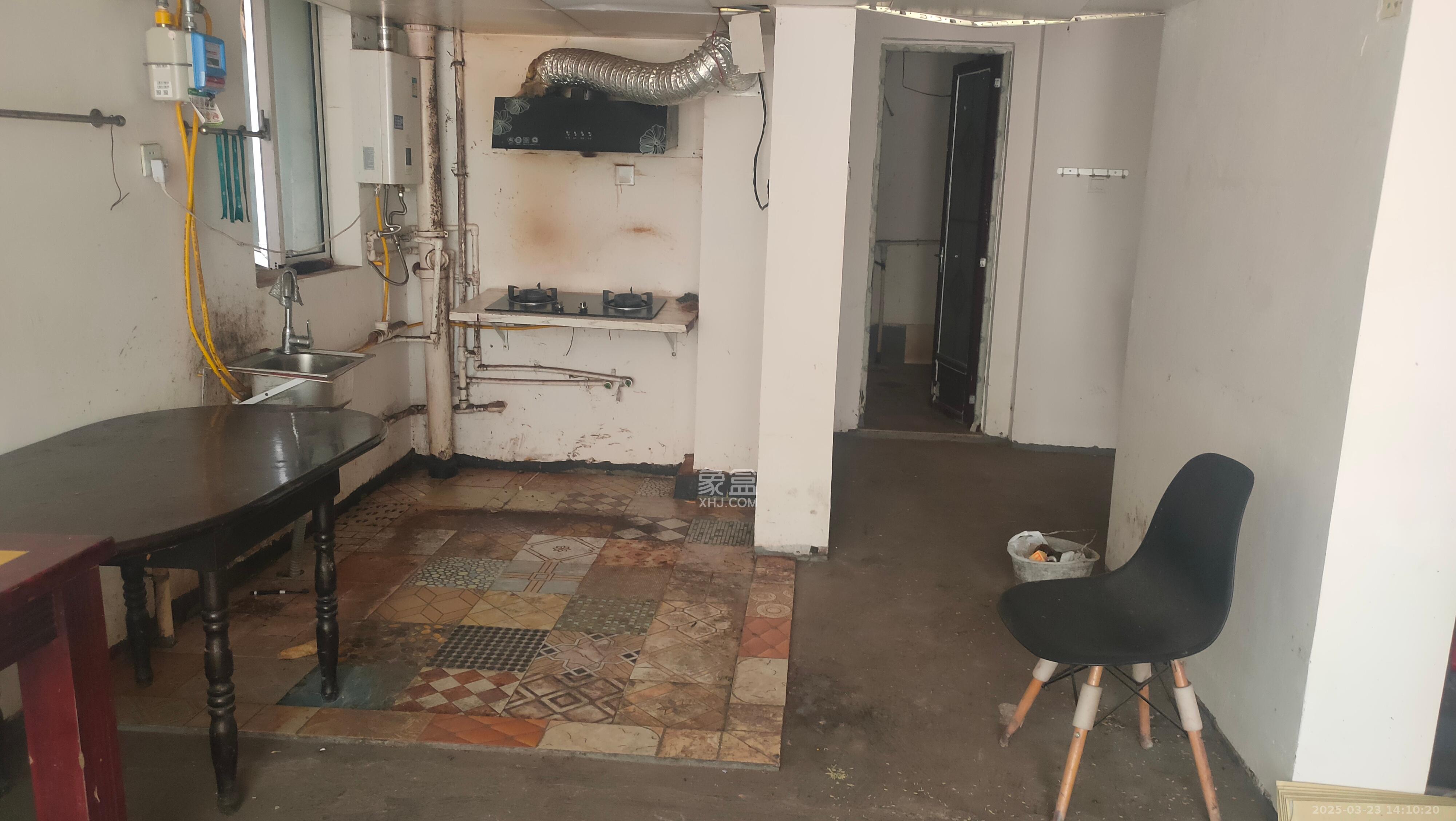 幸福里(幸福里一期) 4室2厅2卫 2000.0元/月 幸福里(幸福里一期) 4室2厅2卫 2000.0元/月室内图