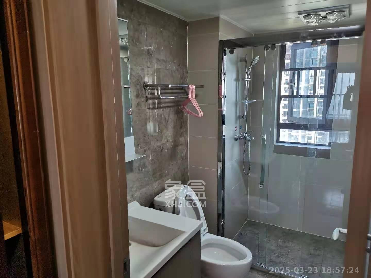 万科金域蓝湾 4室2厅2卫 4000.0元/月 万科金域蓝湾 4室2厅2卫 4000.0元/月室内图