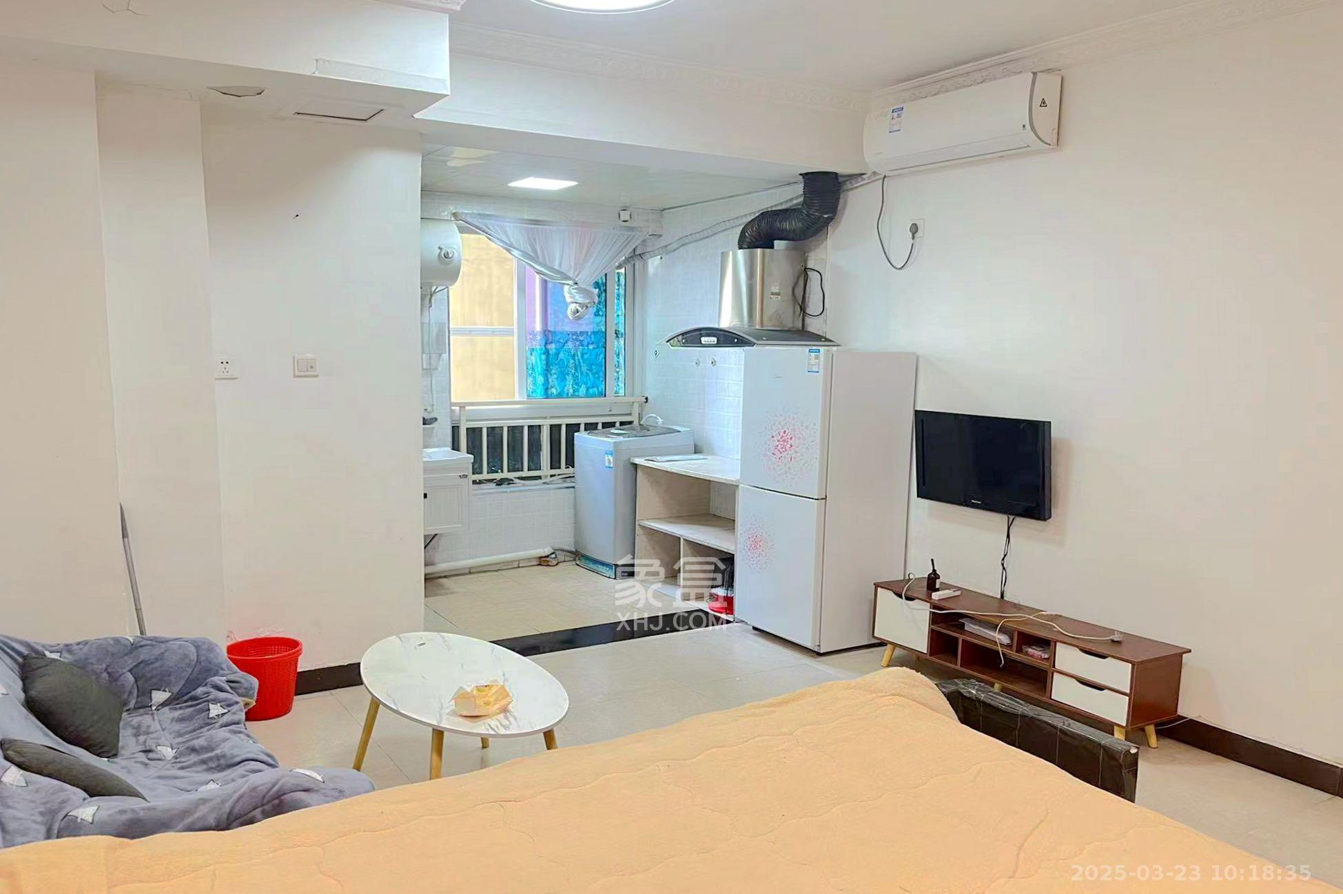 汇都公寓  1室1厅1卫   1400.00元/月室内图