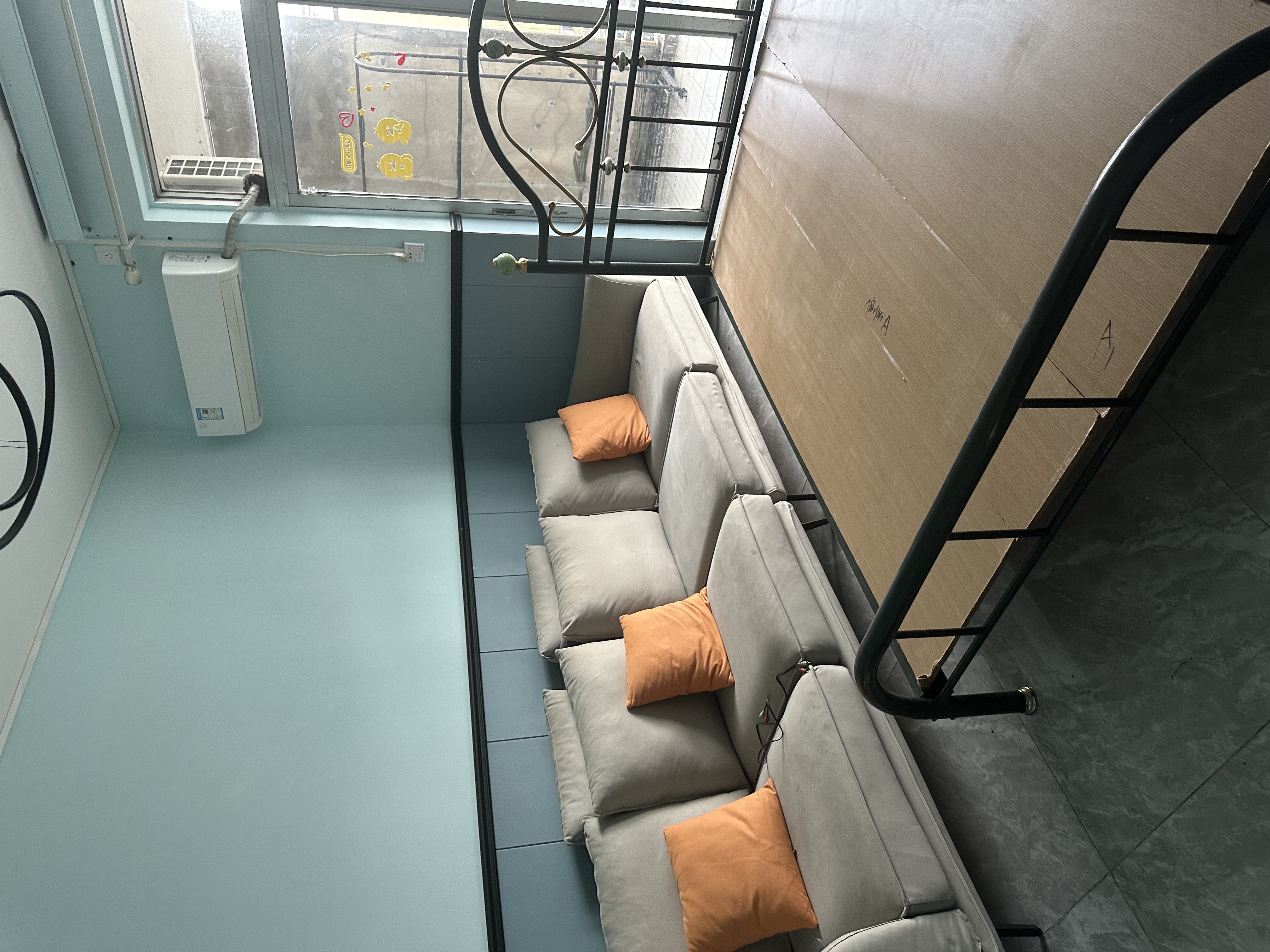 九都大厦 4室2厅2卫 130.0万 九都大厦 4室2厅2卫 130.0万室内图