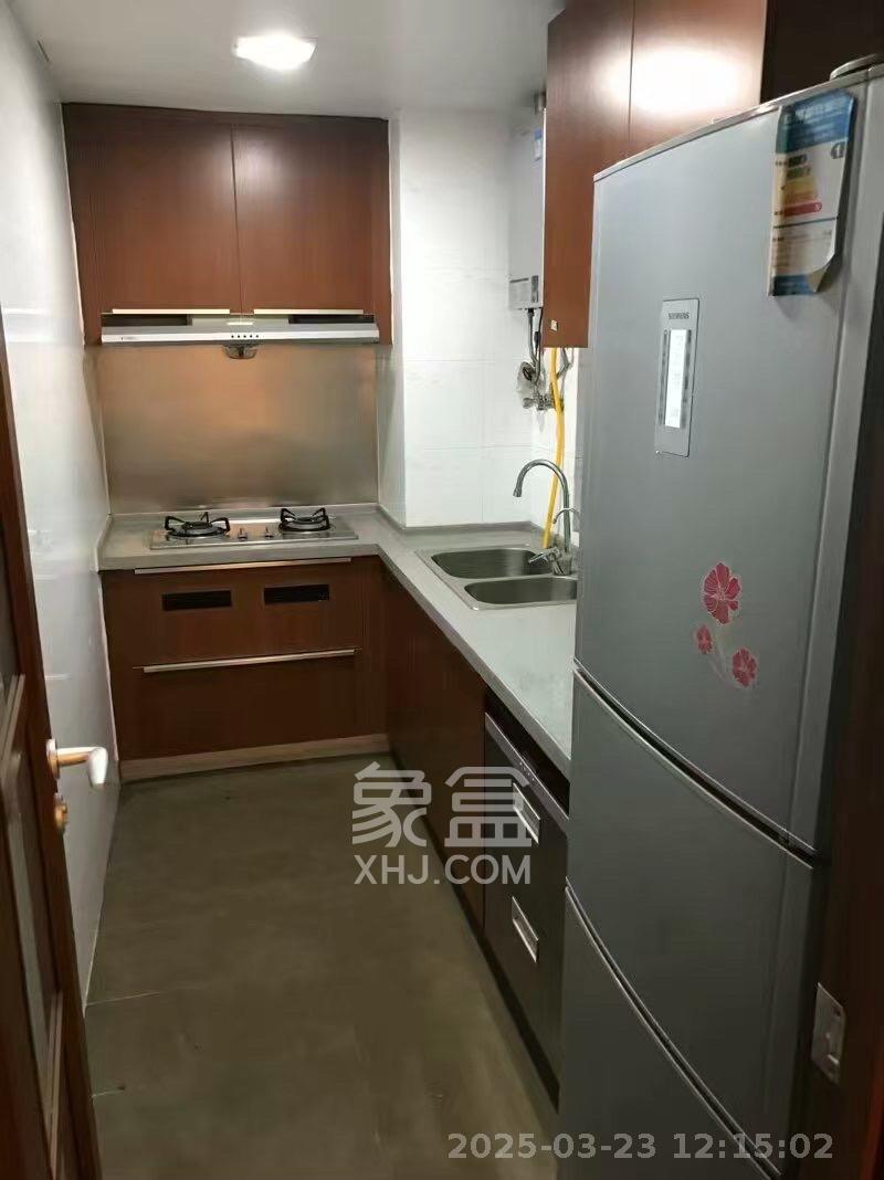 万科金域华府二期  2室1厅1卫   2200.00元/月室内图