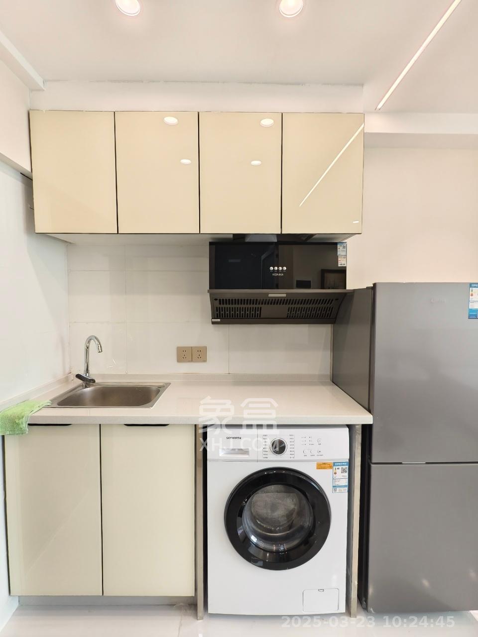 上城星座 1室1厅1卫 5000.0元/月 上城星座 1室1厅1卫 5000.0元/月室内图