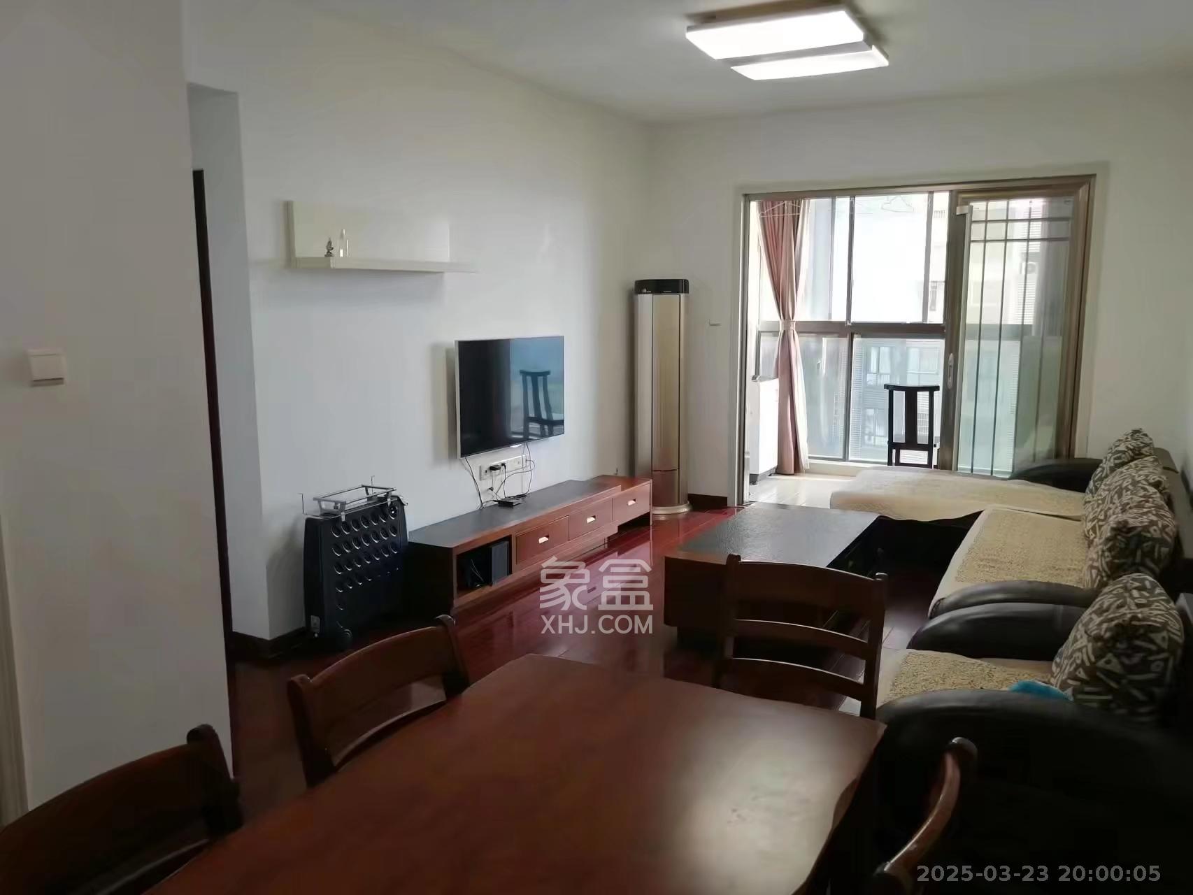 通用时代国际社区  3室2厅1卫    3200.0元/月 通用时代国际社区  3室2厅1卫    3200.0元/月