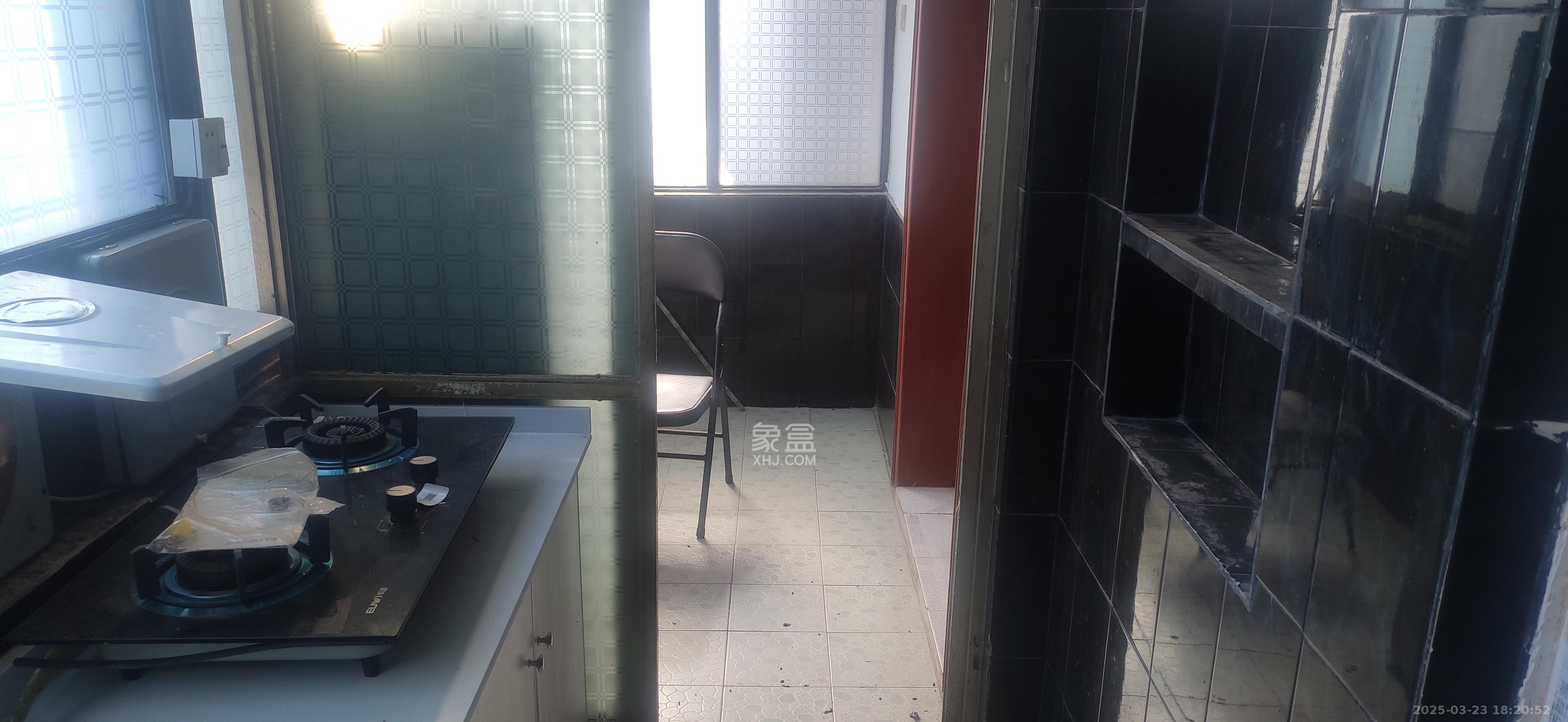 湖南省第六工程公司宿舍(扫把塘) 2室1厅1卫 1400.0元/月 湖南省第六工程公司宿舍(扫把塘) 2室1厅1卫 1400.0元/月室内图