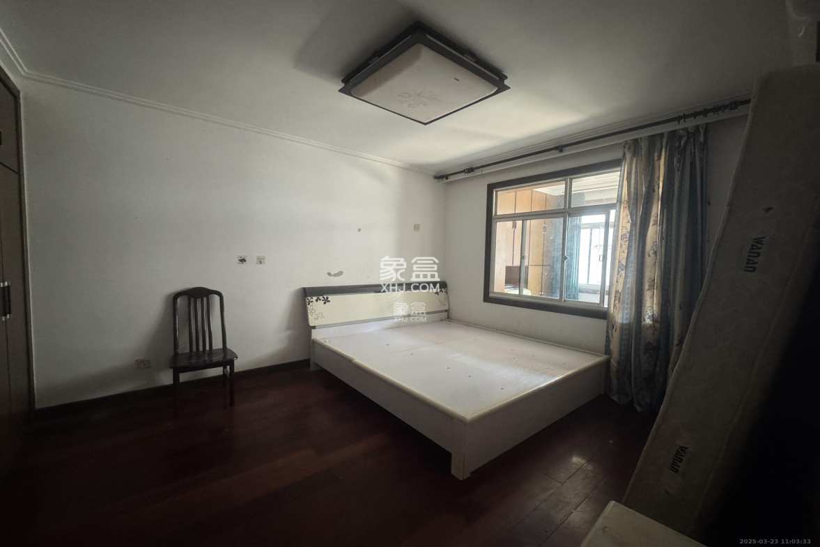 大吉小区 2室2厅1卫 1600.0元/月 大吉小区 2室2厅1卫 1600.0元/月室内图