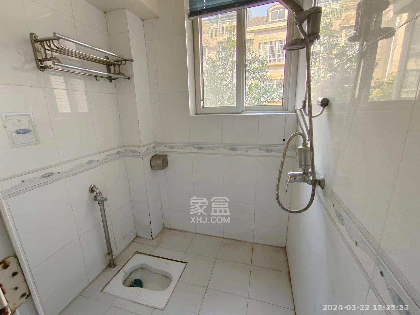 珠江丽园 3室2厅2卫 1800.0元/月 珠江丽园 3室2厅2卫 1800.0元/月小区图