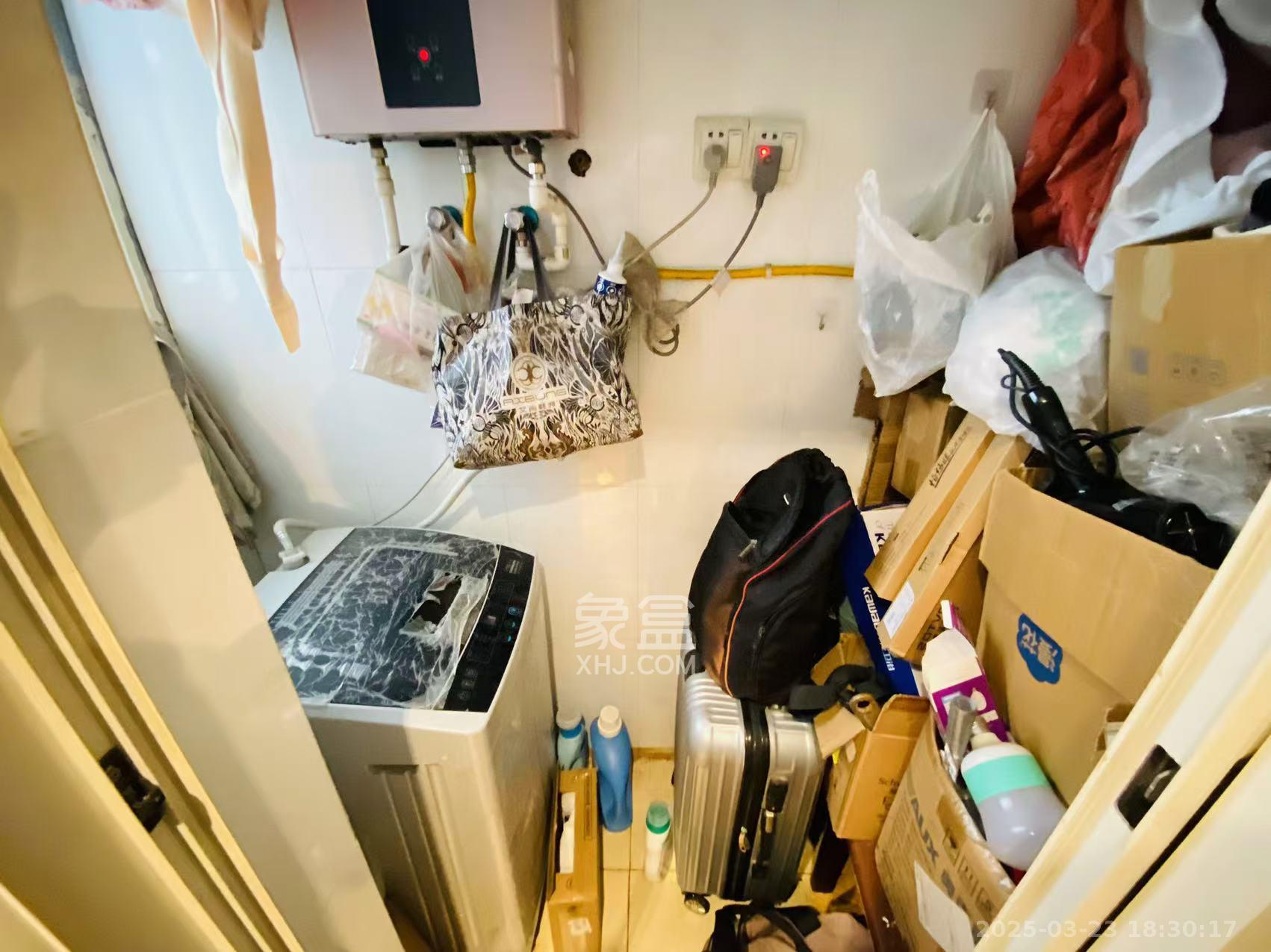 白沙晶城  1室1厅1卫   1400.00元/月室内图