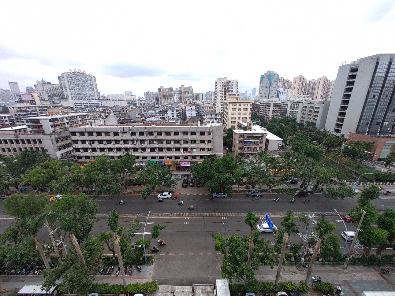 西湖商业广场 1室1厅1卫 48.8万 西湖商业广场 1室1厅1卫 48.8万客厅