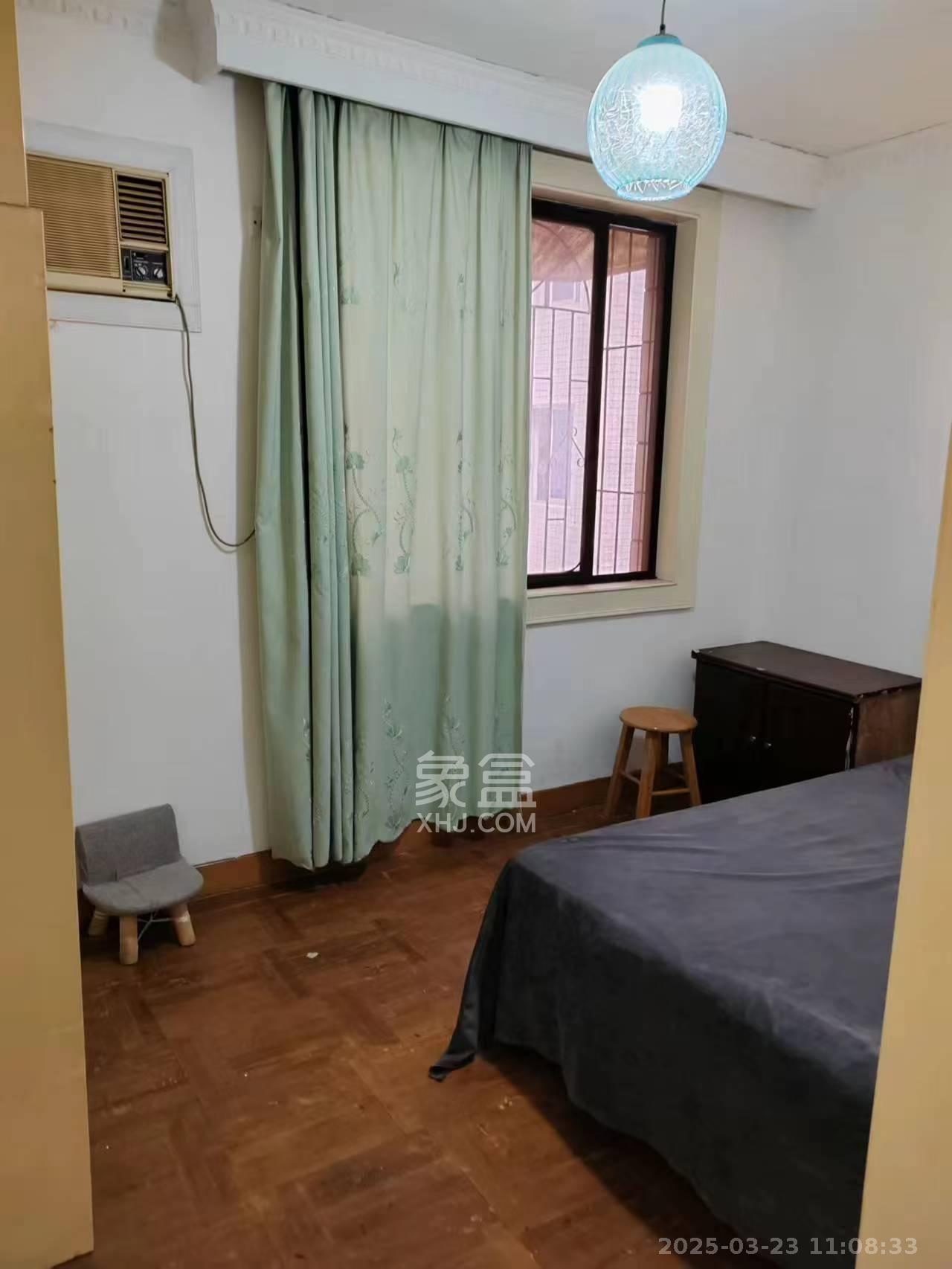 新富城  4室2厅2卫   3500.00元/月室内图