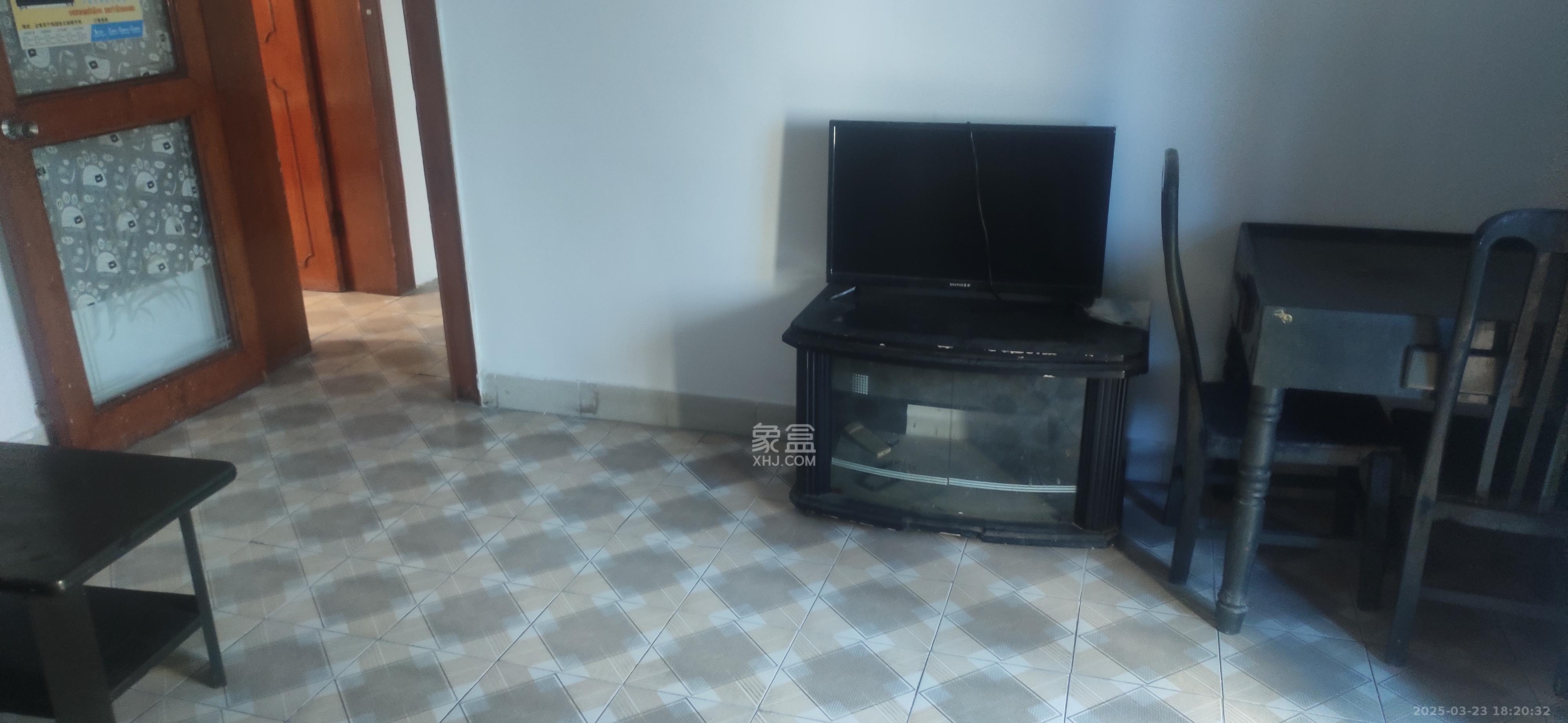 湖南省第六工程公司宿舍(扫把塘) 2室1厅1卫 1400.0元/月 湖南省第六工程公司宿舍(扫把塘) 2室1厅1卫 1400.0元/月室内图