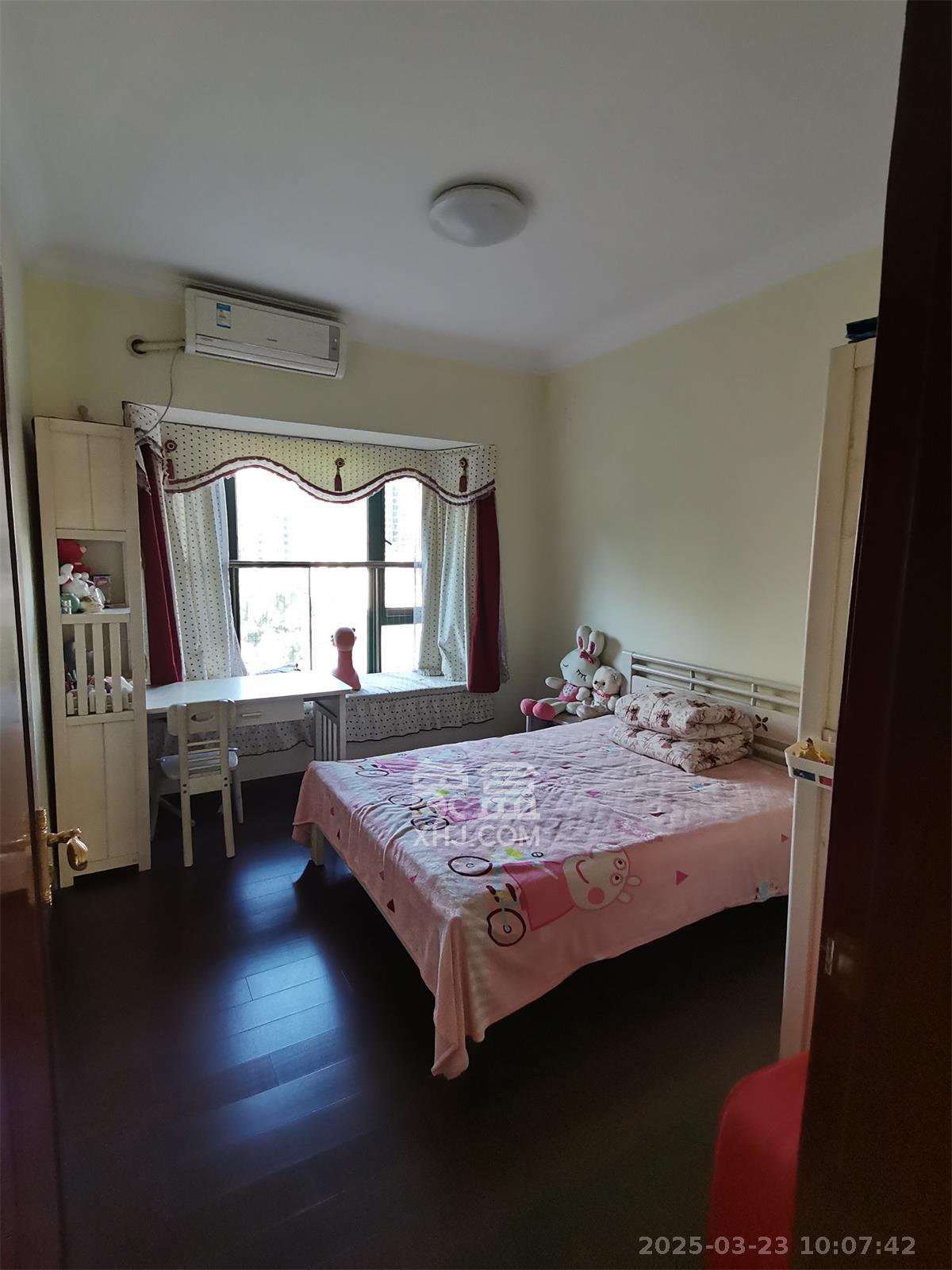 恒大城 4室2厅1卫 3000.0元/月 恒大城 4室2厅1卫 3000.0元/月室内图