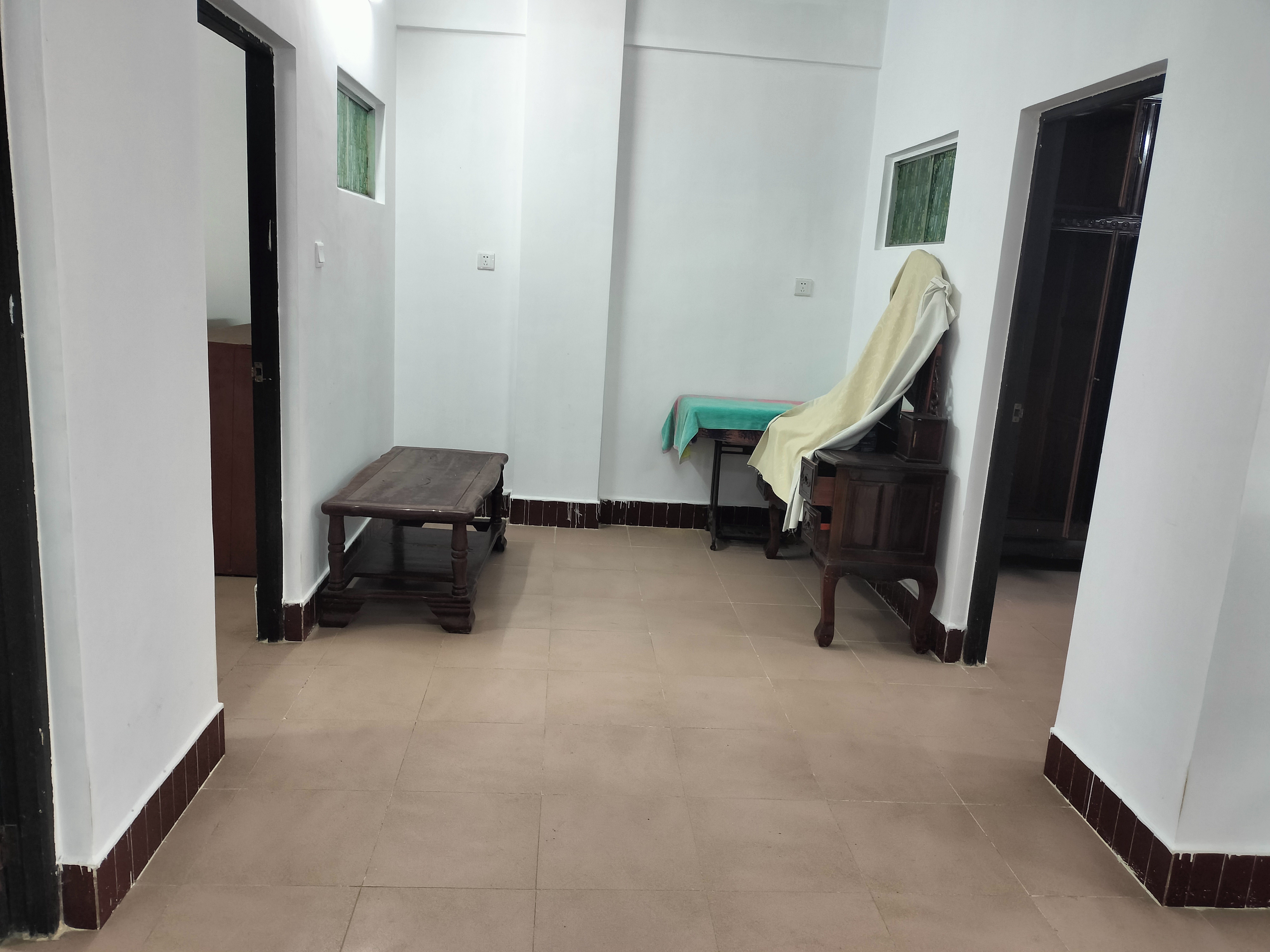 气象局宿舍(海府路60号) 3室2厅1卫 2000.0元/月 气象局宿舍(海府路60号) 3室2厅1卫 2000.0元/月室内图