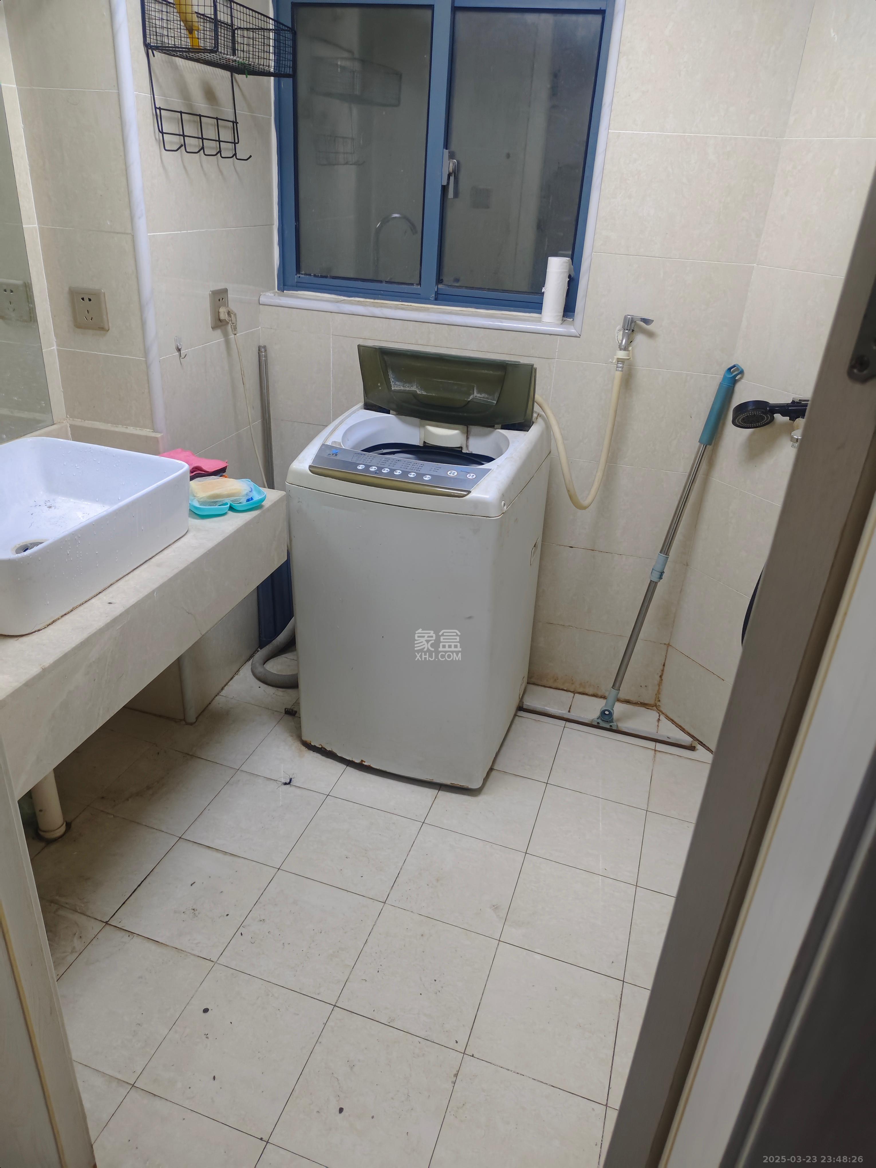 五江天街北区  1室1厅1卫   1400.00元/月