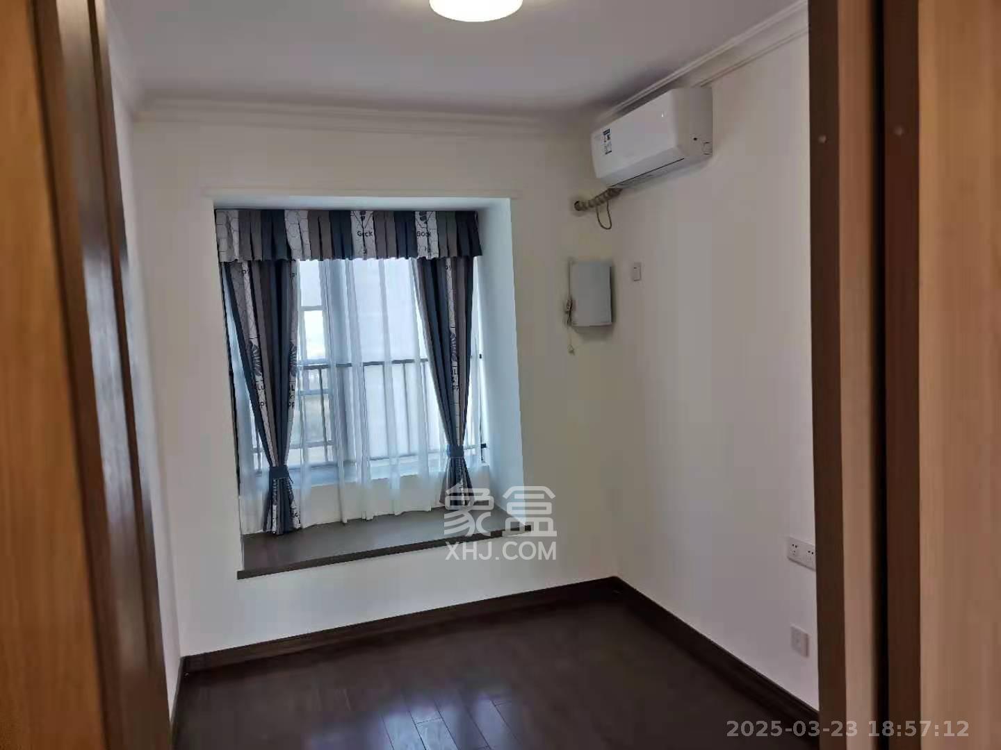 万科金域蓝湾 4室2厅2卫 4000.0元/月 万科金域蓝湾 4室2厅2卫 4000.0元/月室内图