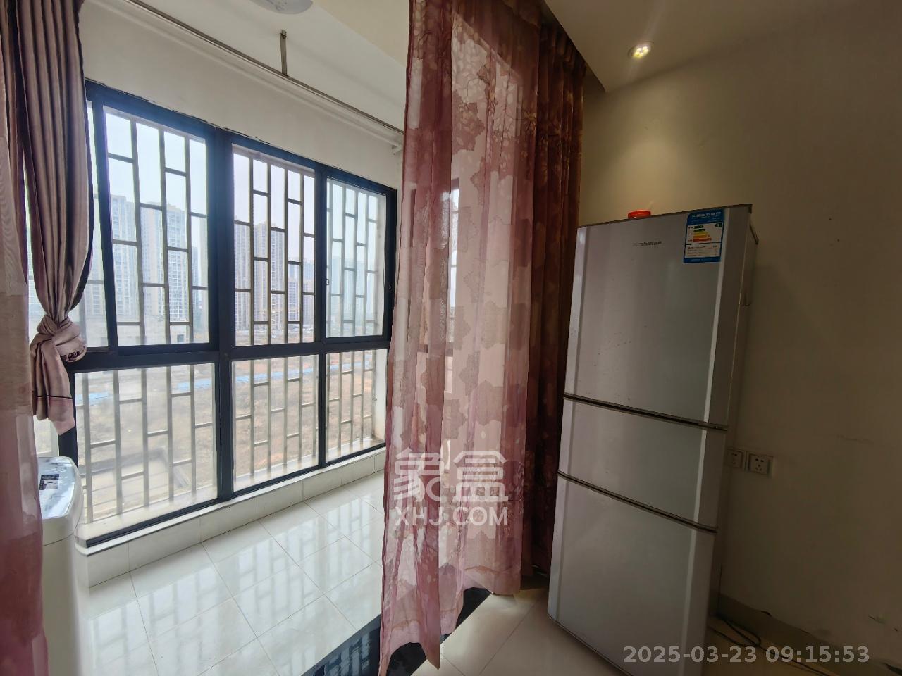 五矿尊城  3室2厅1卫    1800.0元/月 五矿尊城  3室2厅1卫    1800.0元/月室内图