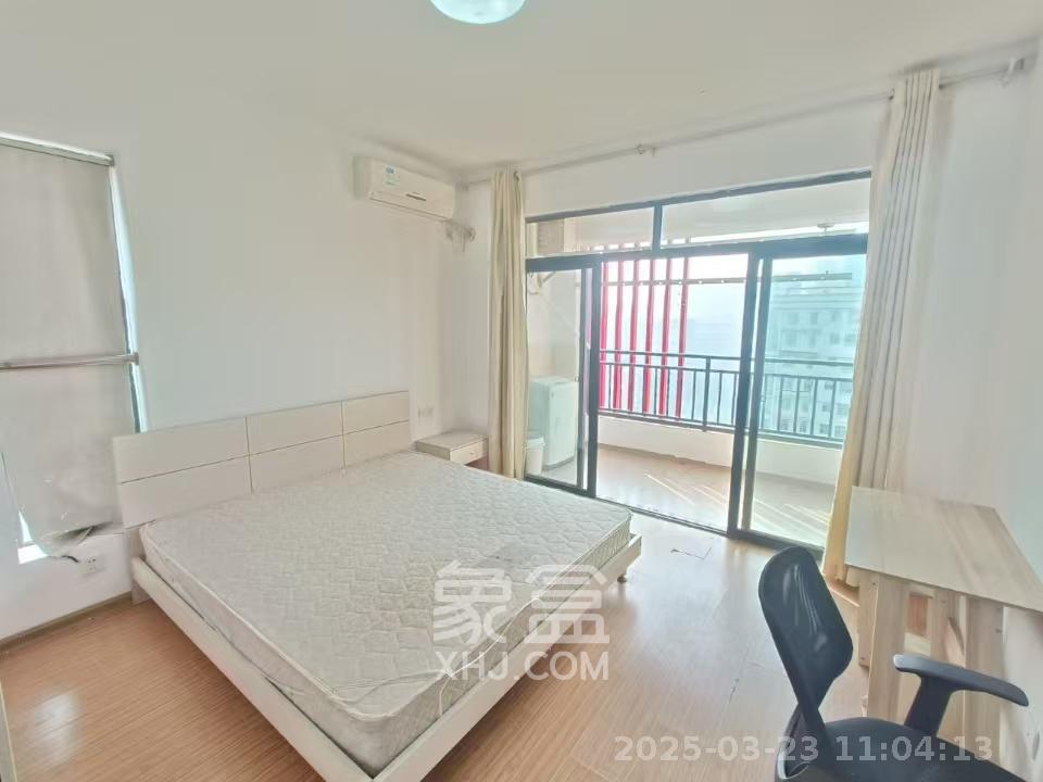 长大彩虹都  3室2厅1卫   2100.00元/月室内图